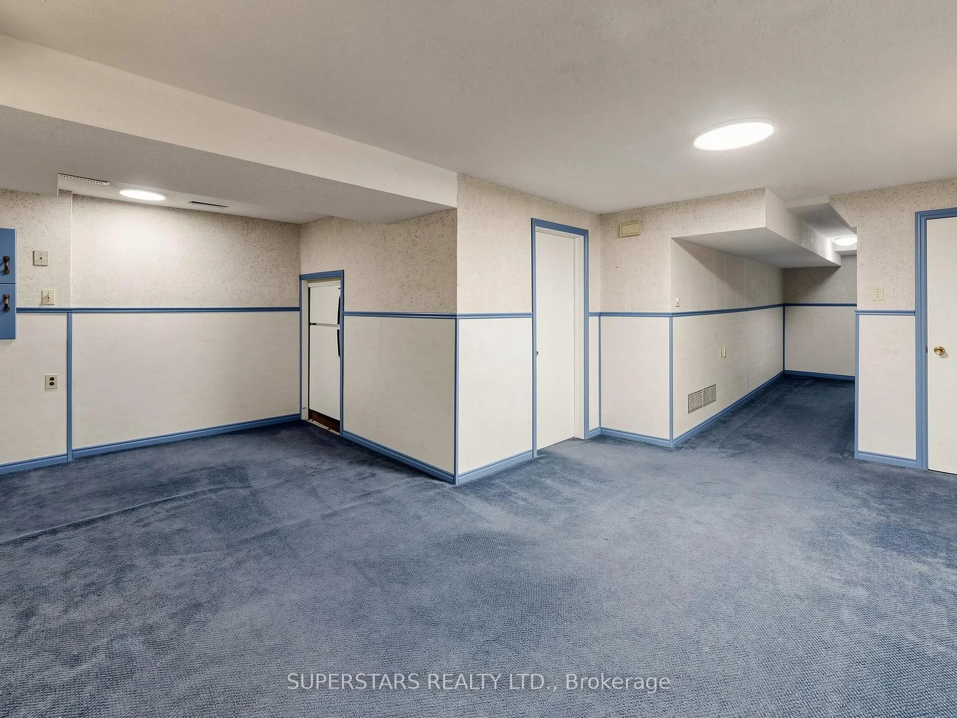 Photo 17 of Unit 33, 3025 Cedarglen Gate, Mississauga, Erindale — HOMEH