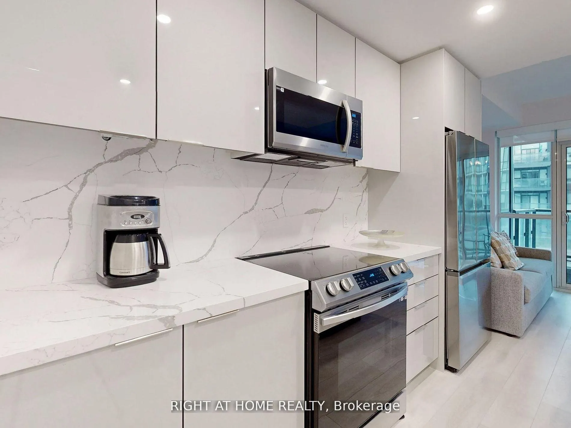 Photo 22 of Unit 224, 415 Sea Ray Avenue, Innisfil, Rural Innisfil — HOMEH