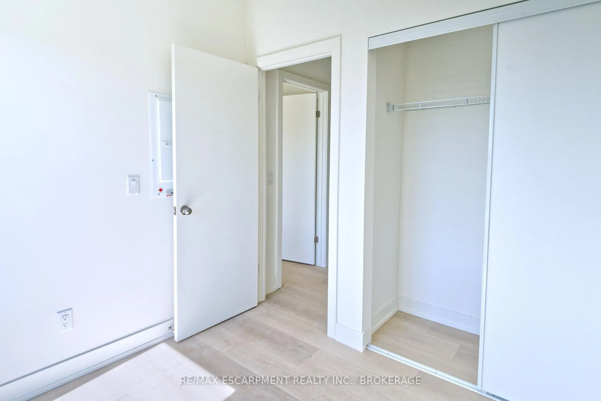 Photo 12 of Unit 308C, 16 Melbourne Avenue, St. Catharines, E. Chester — HOMEH