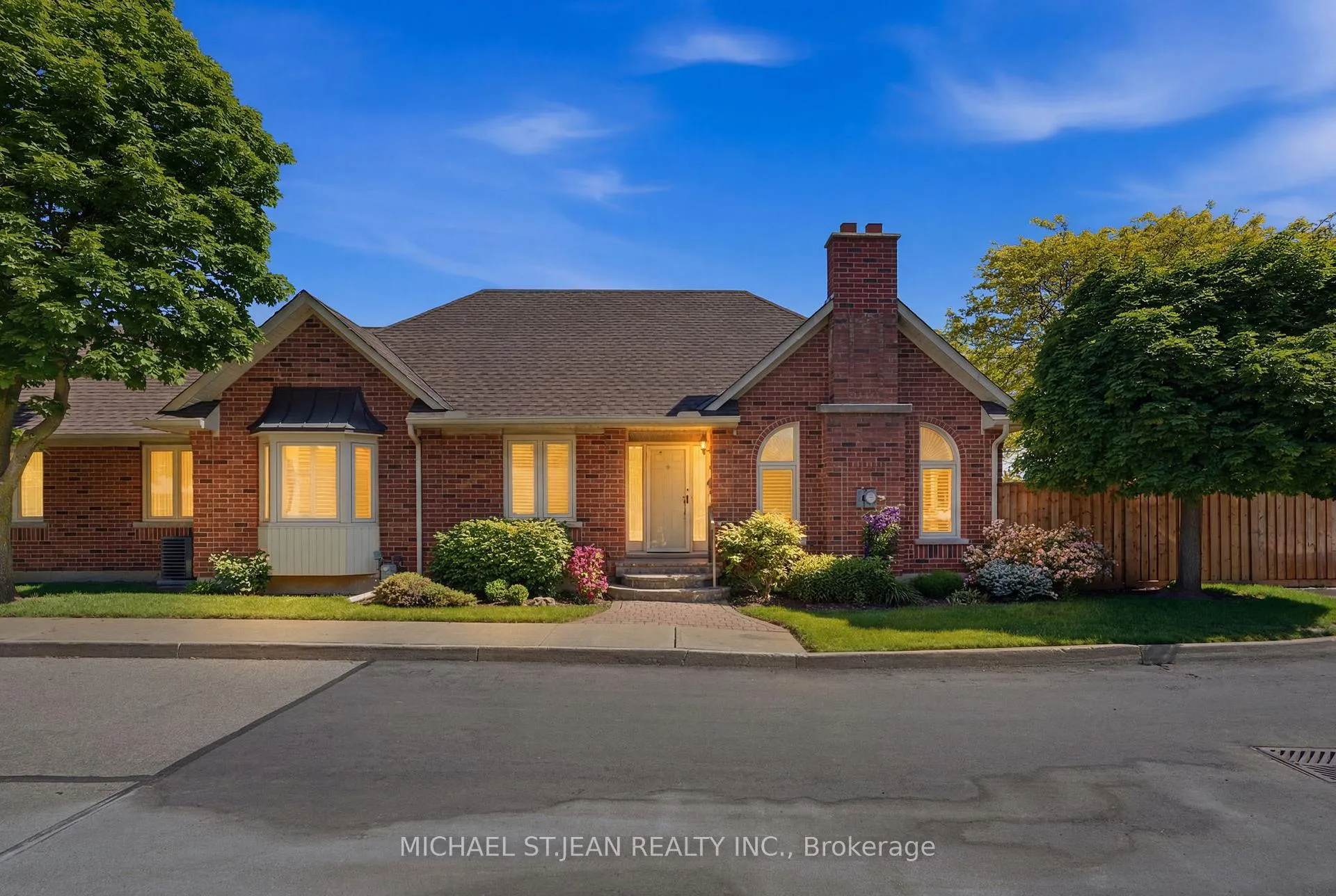 Photo 1 of Unit 4, 590 8 Highway, Hamilton, Stoney Creek — HOMEH