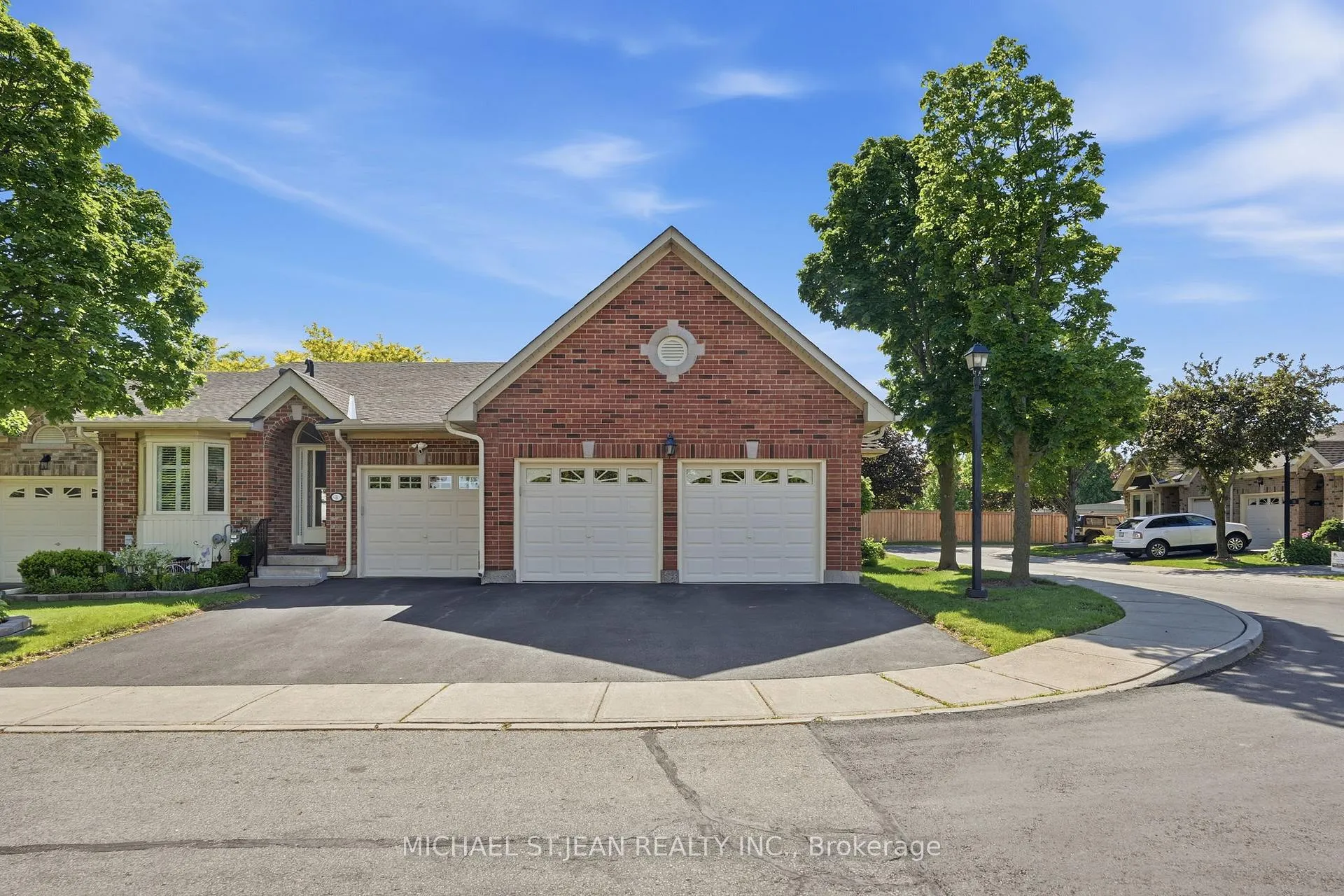 Photo 3 of Unit 4, 590 8 Highway, Hamilton, Stoney Creek — HOMEH