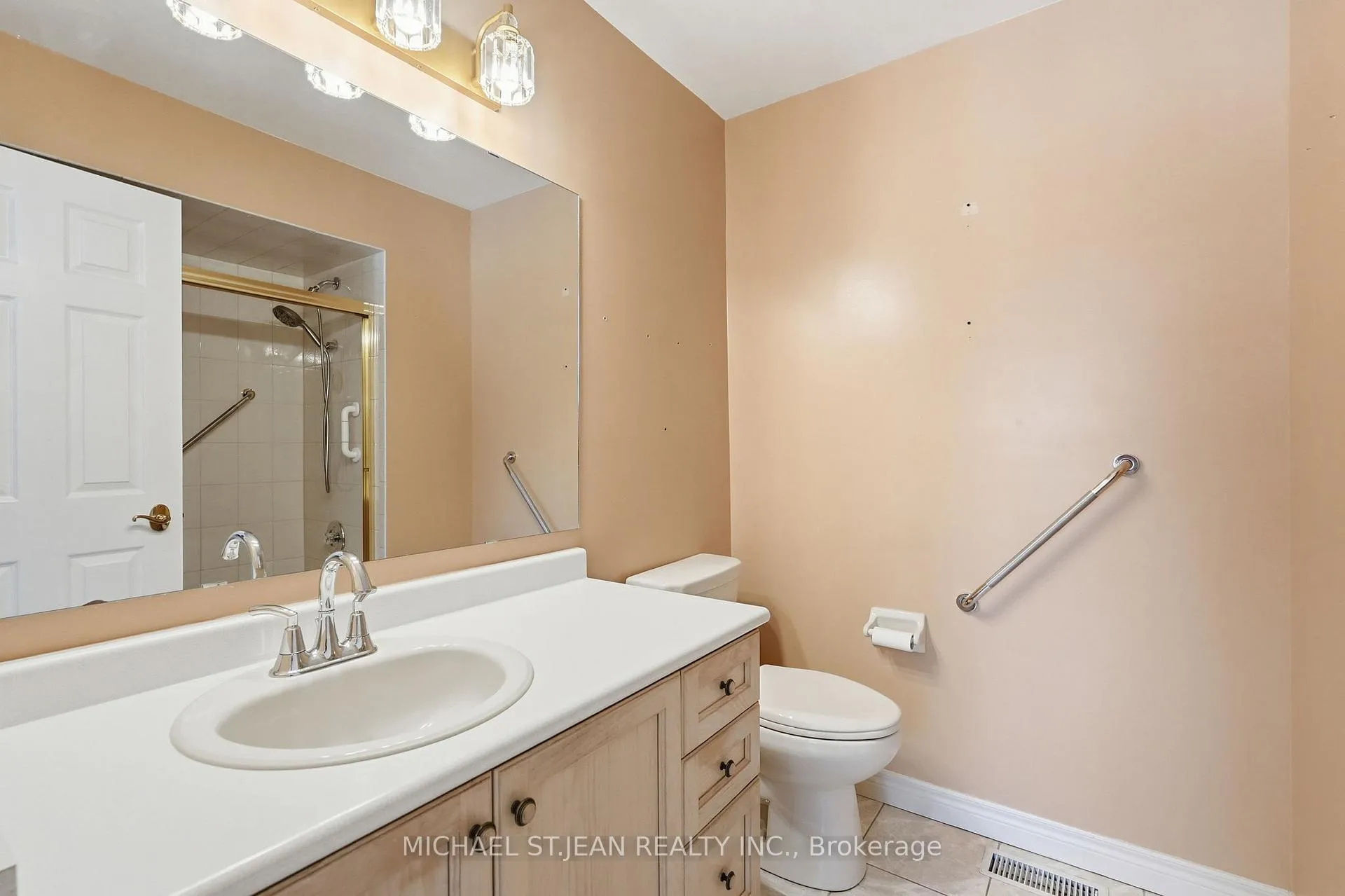 Photo 21 of Unit 4, 590 8 Highway, Hamilton, Stoney Creek — HOMEH