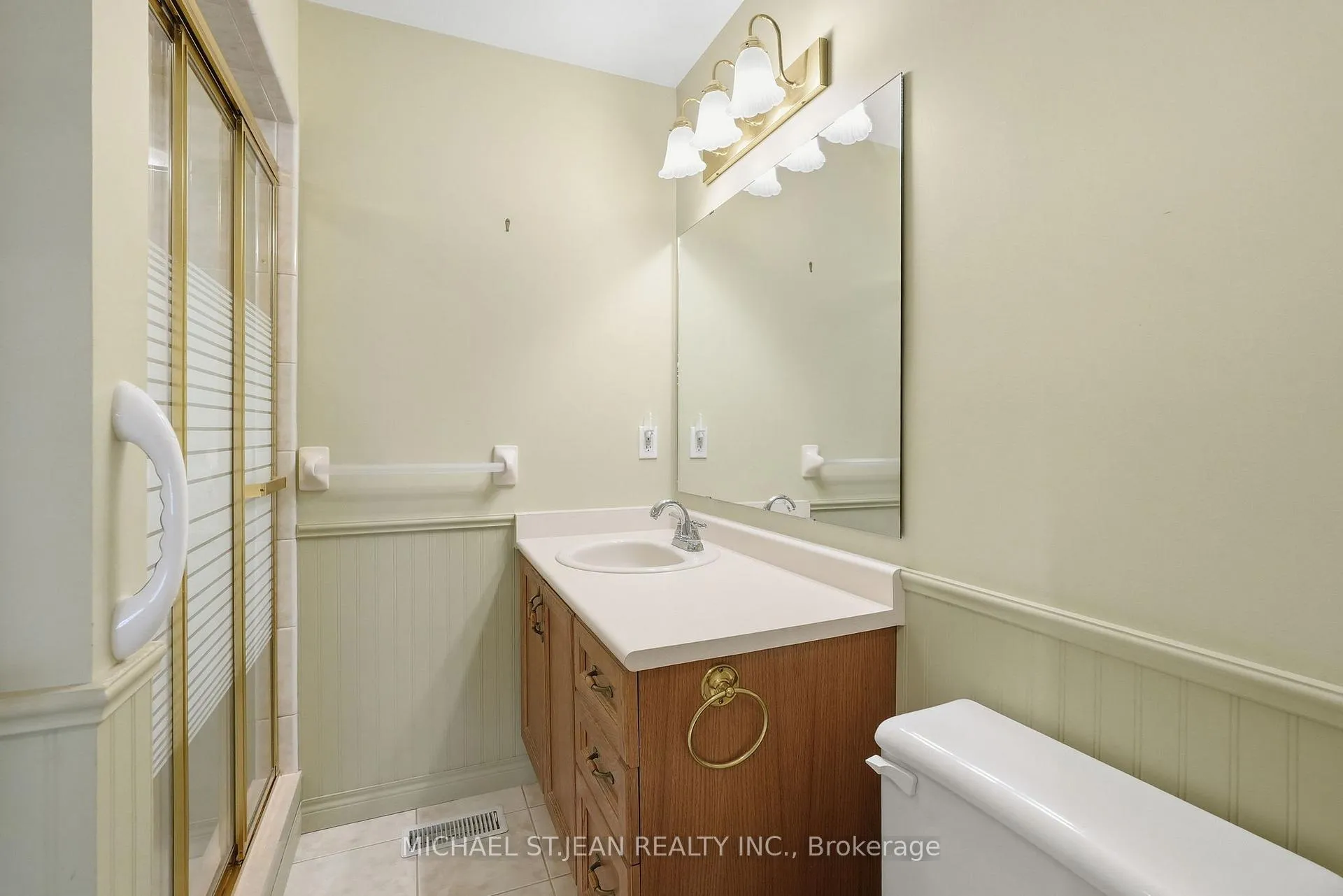 Photo 27 of Unit 4, 590 8 Highway, Hamilton, Stoney Creek — HOMEH