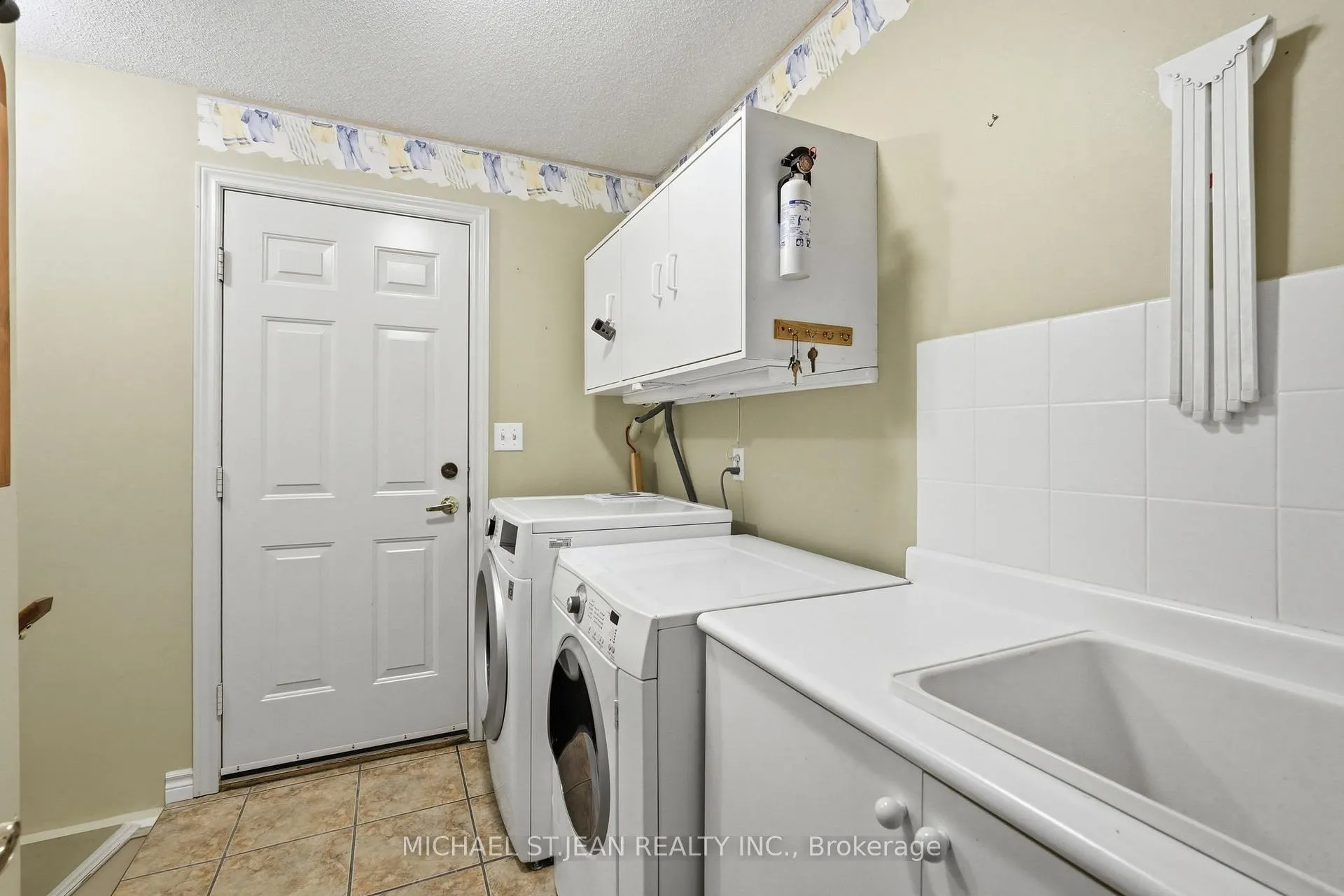 Photo 29 of Unit 4, 590 8 Highway, Hamilton, Stoney Creek — HOMEH