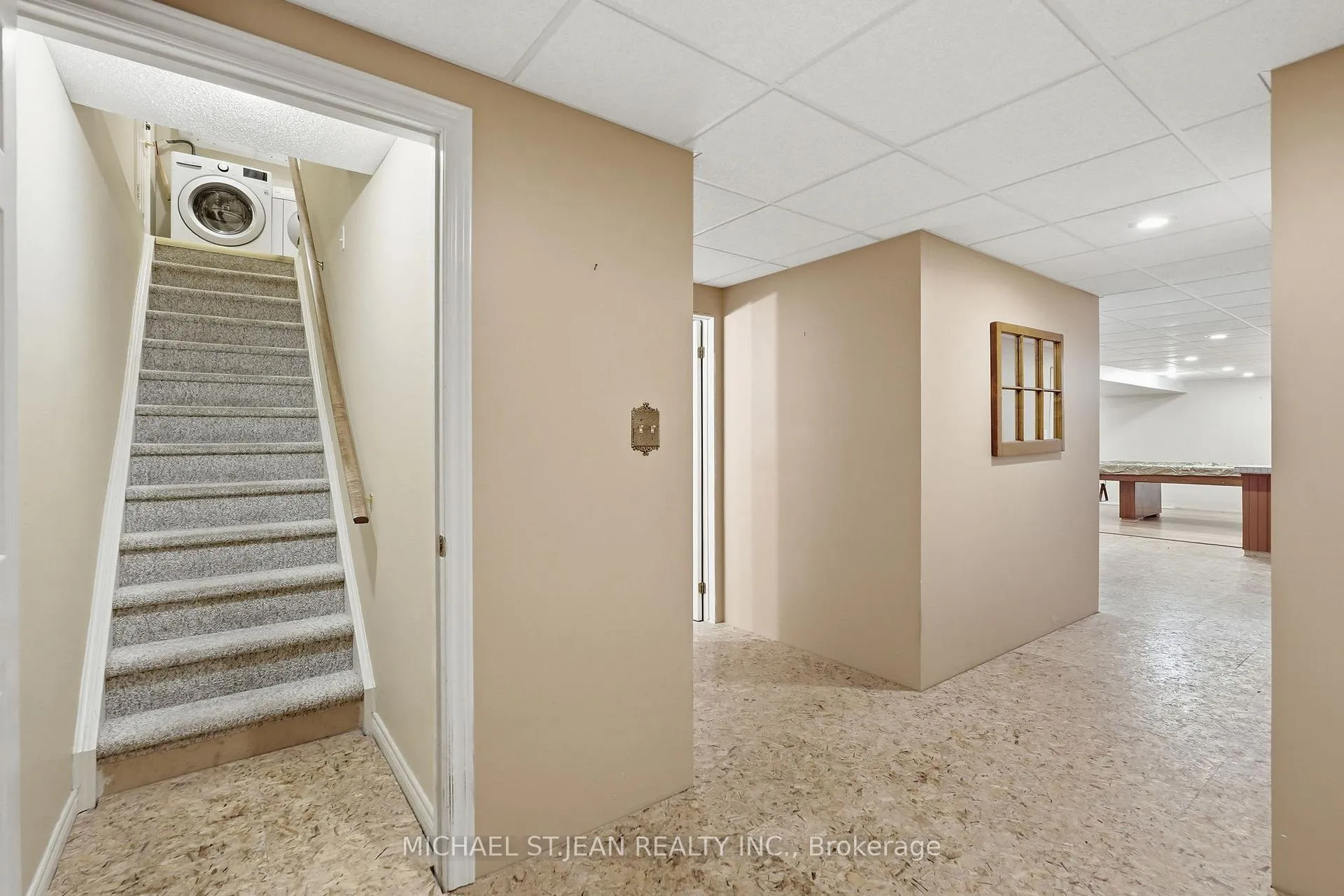 Photo 31 of Unit 4, 590 8 Highway, Hamilton, Stoney Creek — HOMEH