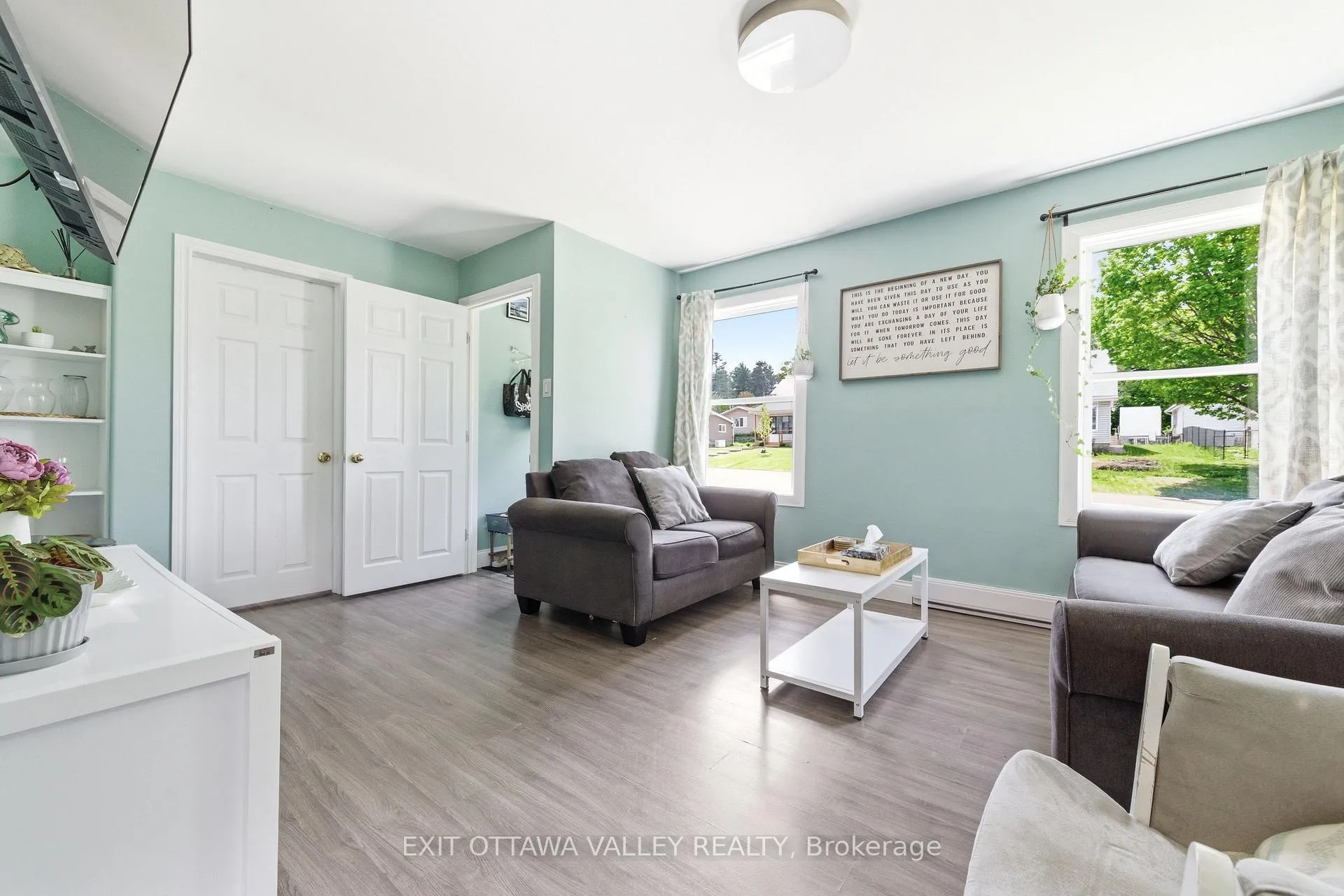 Photo 5 of 23 Summit Street, Deep River — HOMEH