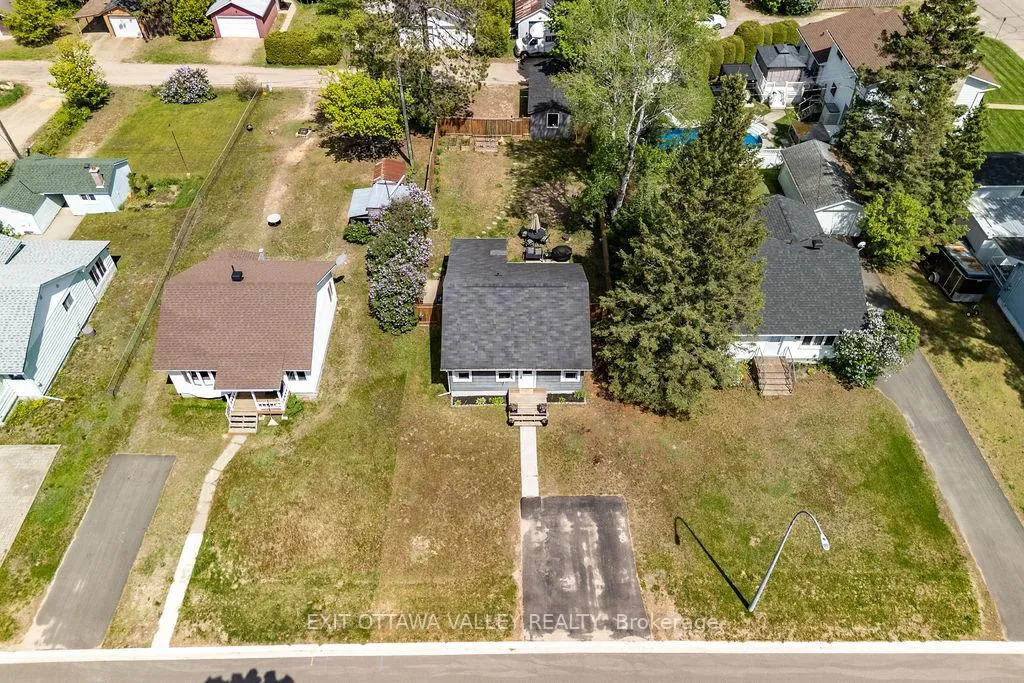 Photo 32 of 23 Summit Street, Deep River — HOMEH