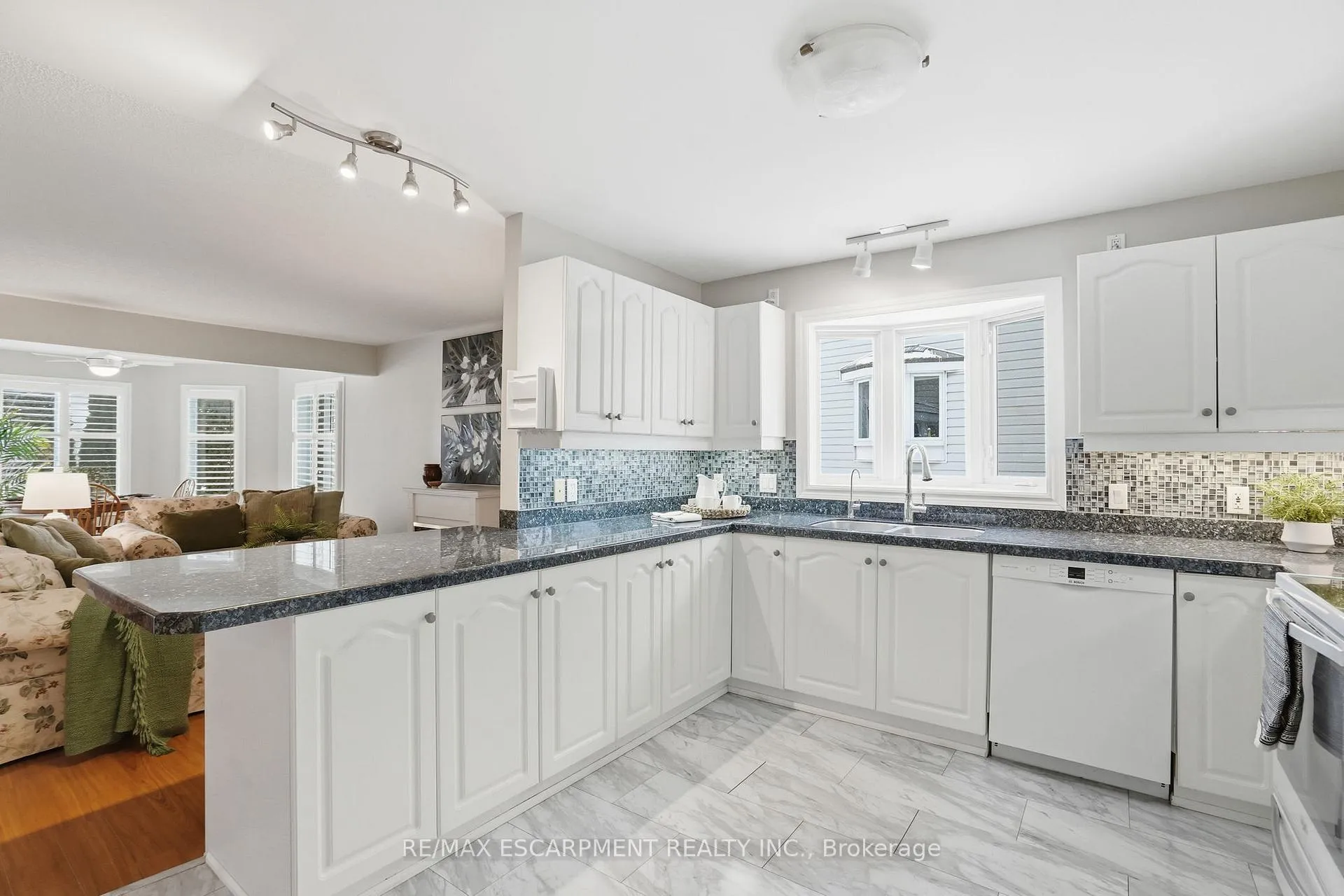 Photo 11 of 148 Glenariff Drive, Hamilton, Rural Flamborough — HOMEH