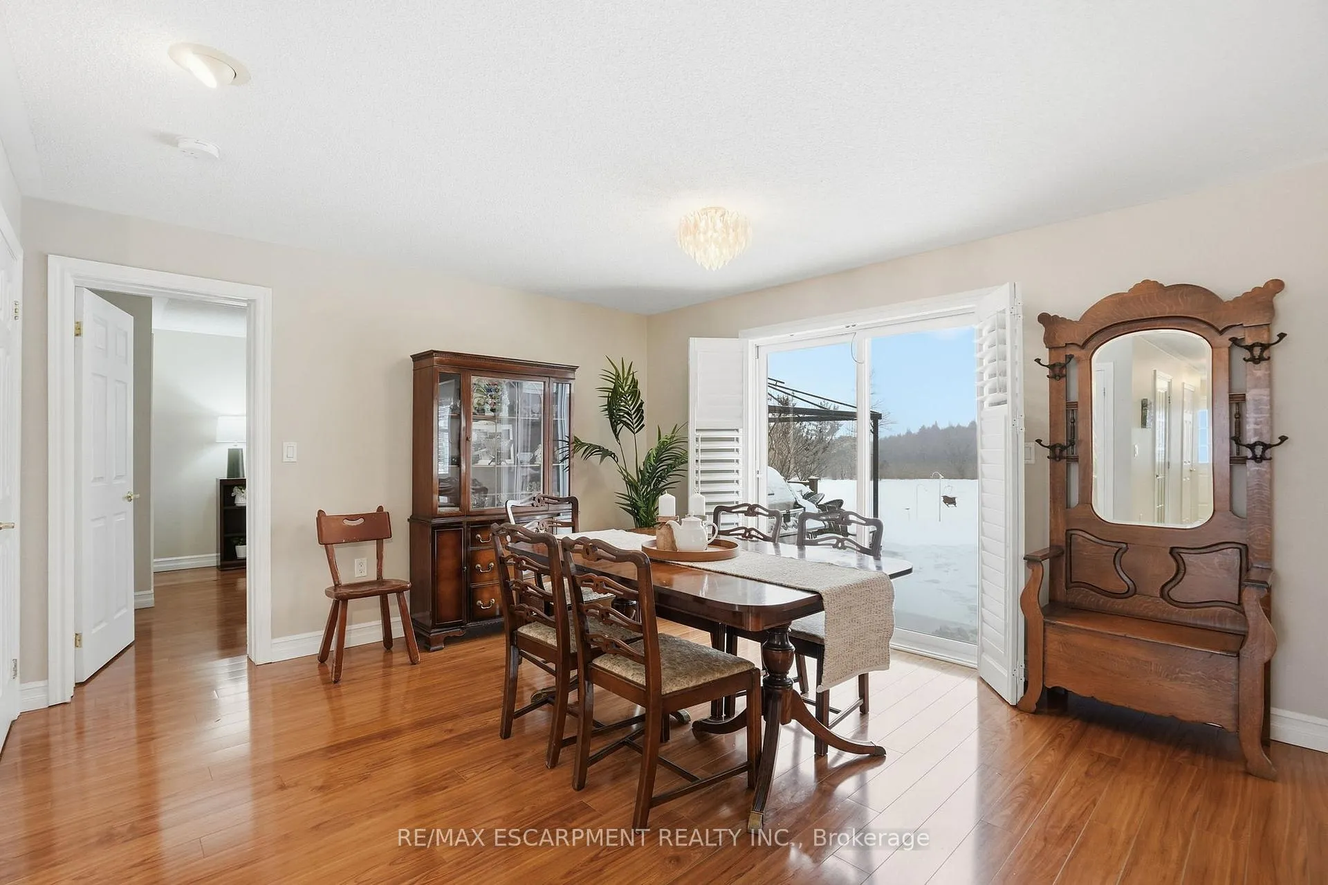 Photo 21 of 148 Glenariff Drive, Hamilton, Rural Flamborough — HOMEH