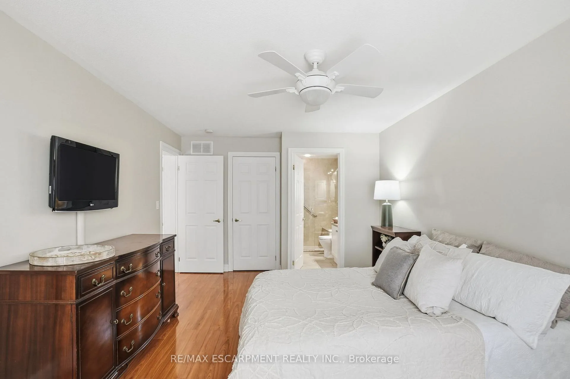 Photo 24 of 148 Glenariff Drive, Hamilton, Rural Flamborough — HOMEH