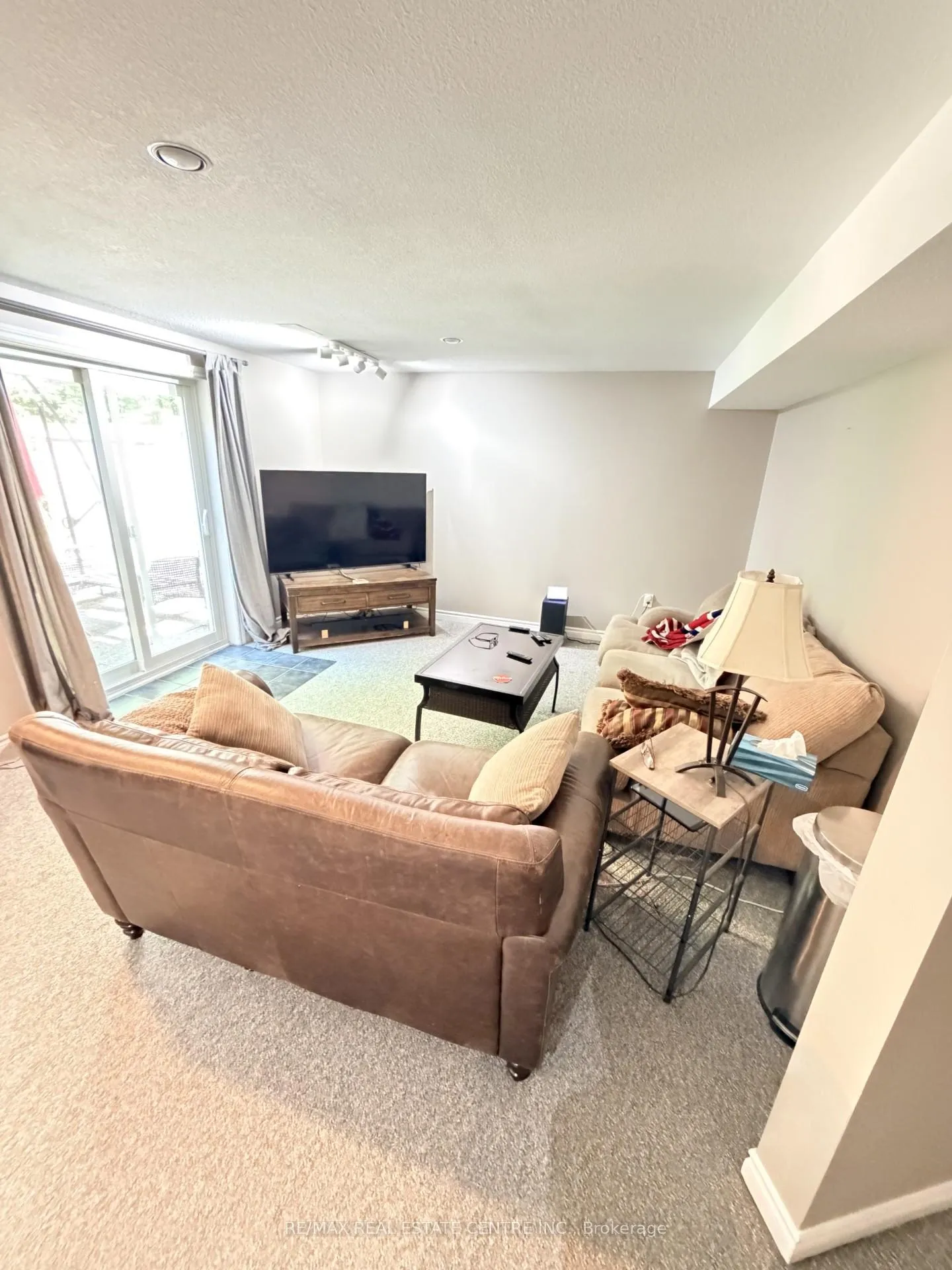 Photo 21 of 3335 Edgewood Place, Burlington, Palmer — HOMEH