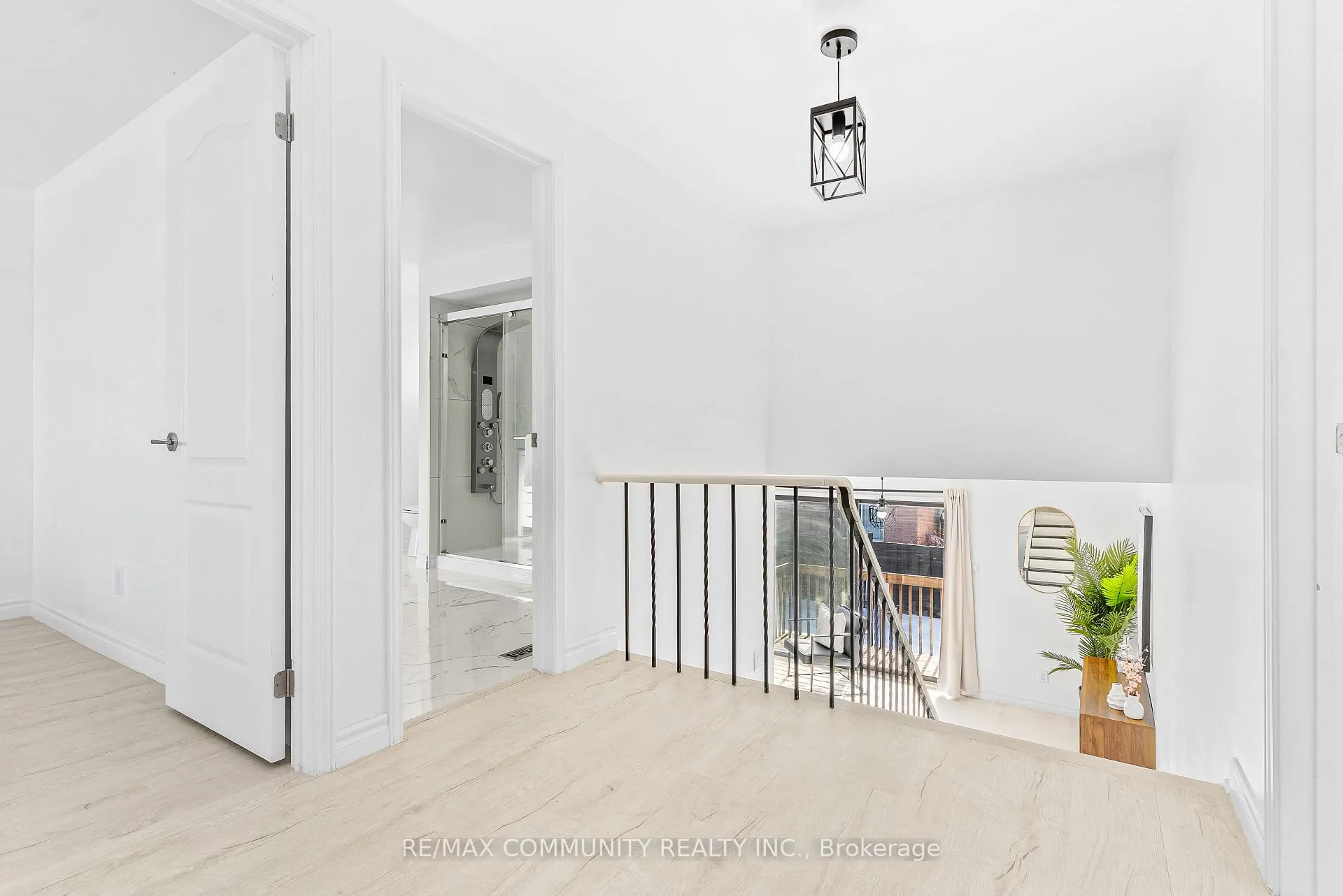 Photo 54 of 42 Kay Drive, Etobicoke, Mount Olive-Silverstone-Jamestown — HOMEH