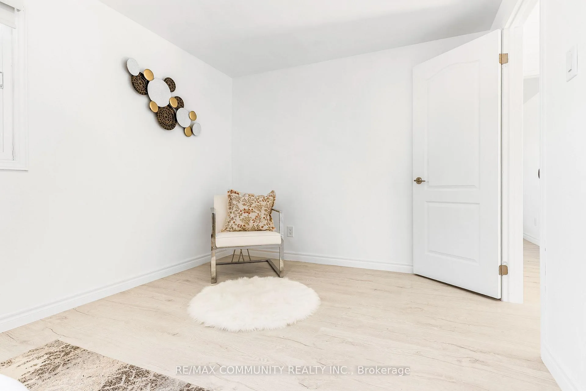 Photo 59 of 42 Kay Drive, Etobicoke, Mount Olive-Silverstone-Jamestown — HOMEH