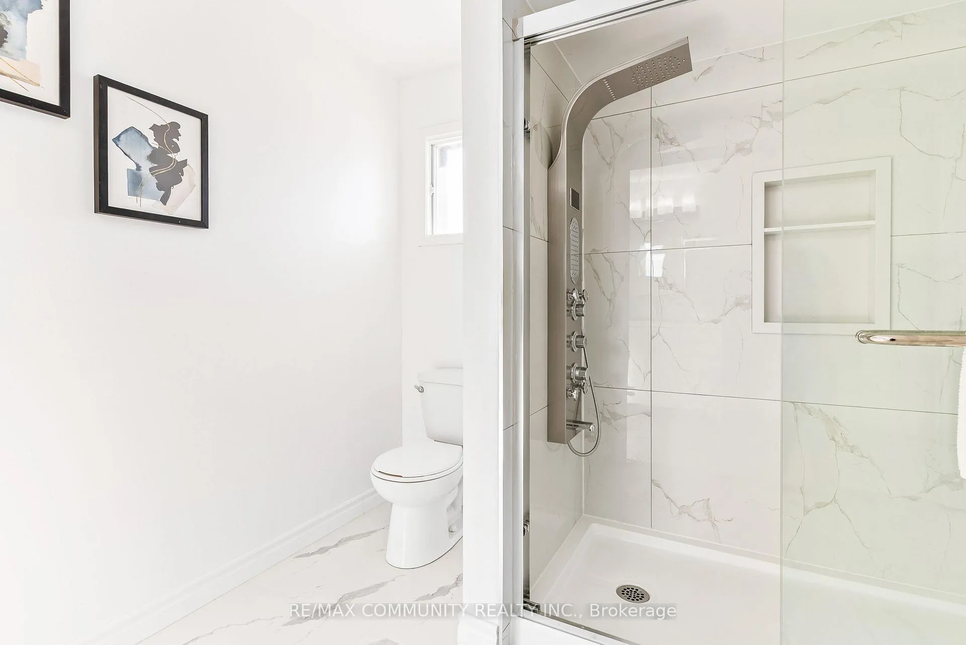 Photo 61 of 42 Kay Drive, Etobicoke, Mount Olive-Silverstone-Jamestown — HOMEH