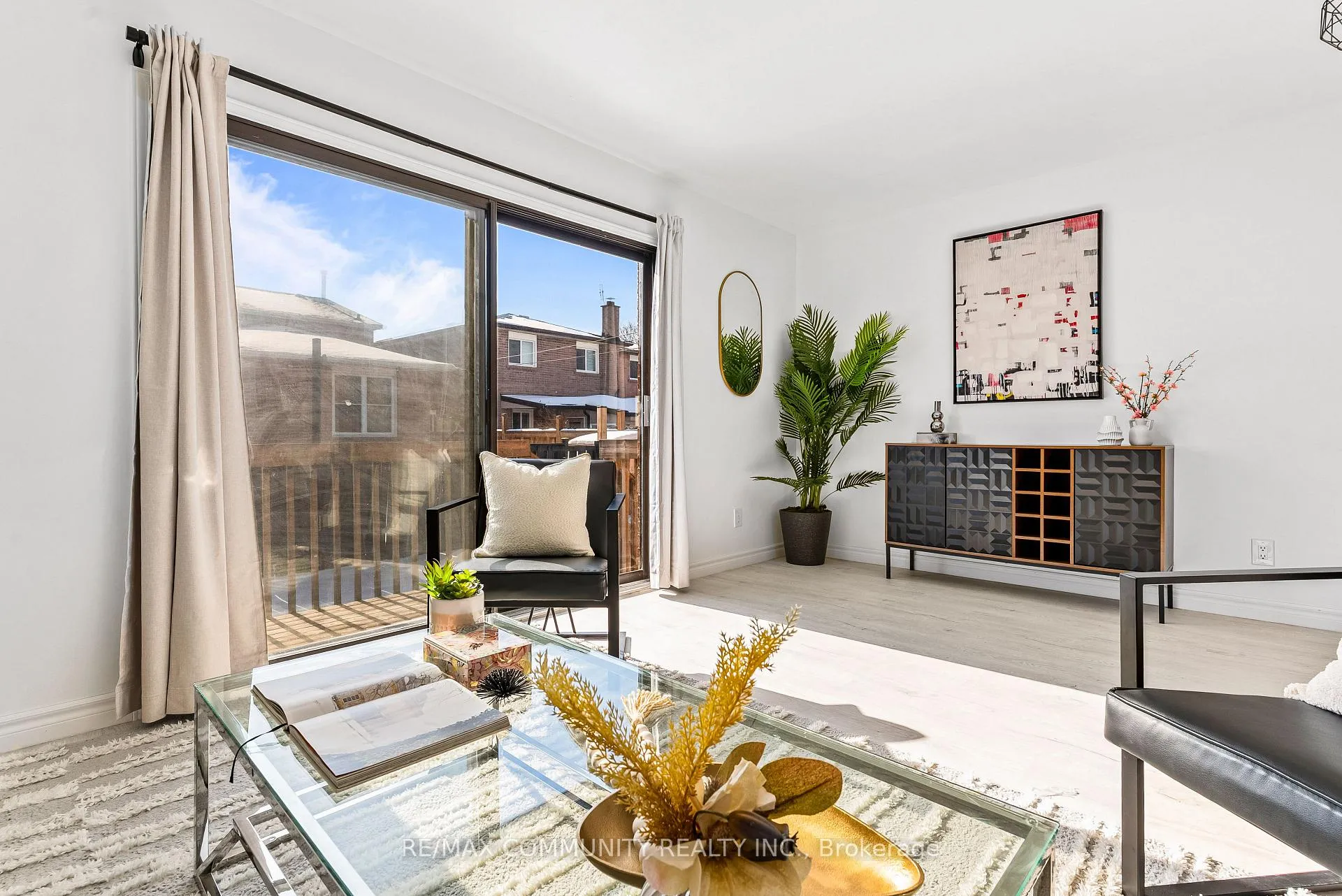 Photo 65 of 42 Kay Drive, Etobicoke, Mount Olive-Silverstone-Jamestown — HOMEH