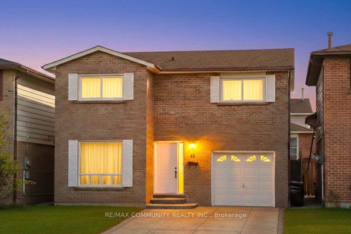 Photo 2 of 42 Kay Drive, Etobicoke, Mount Olive-Silverstone-Jamestown — HOMEH