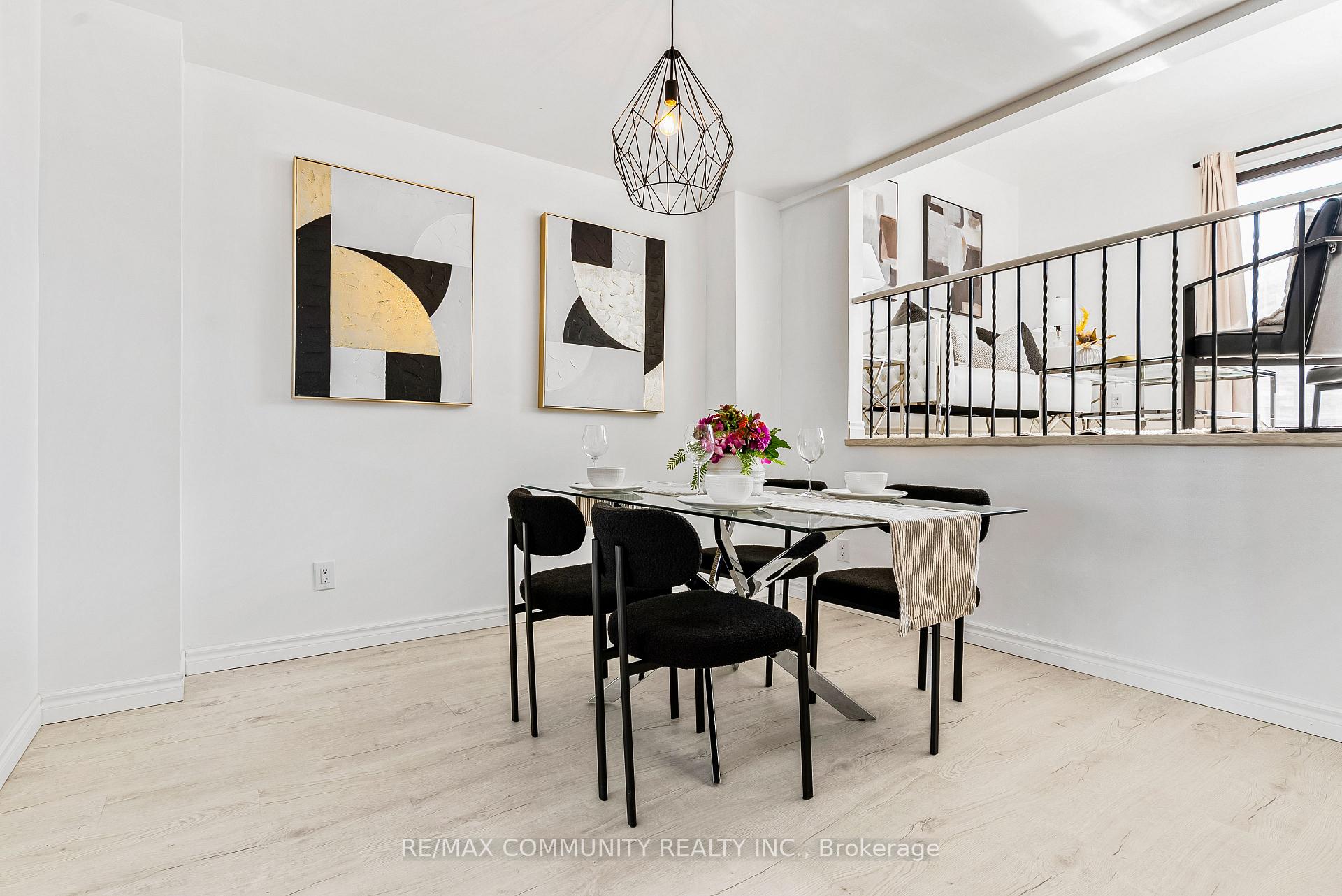Photo 10 of 42 Kay Drive, Etobicoke, Mount Olive-Silverstone-Jamestown — HOMEH