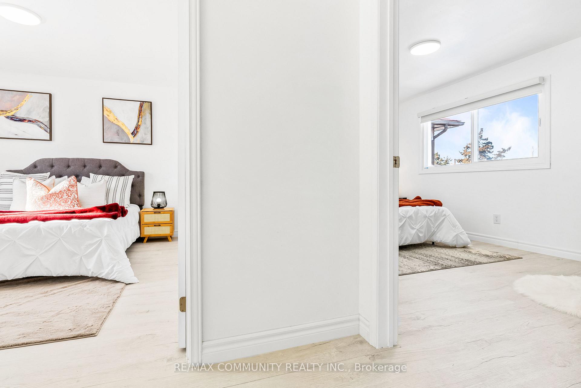 Photo 24 of 42 Kay Drive, Etobicoke, Mount Olive-Silverstone-Jamestown — HOMEH