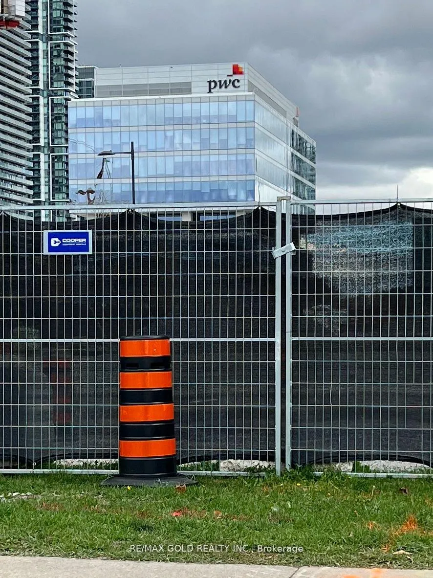 Photo 28 of Unit 705, 7890 Jane Street, Vaughan, Vaughan Corporate Centre — HOMEH