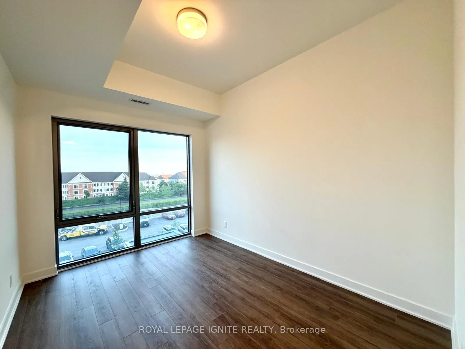 Photo 6 of Unit 405, 51 Clarington Boulevard, Clarington, Bowmanville — HOMEH