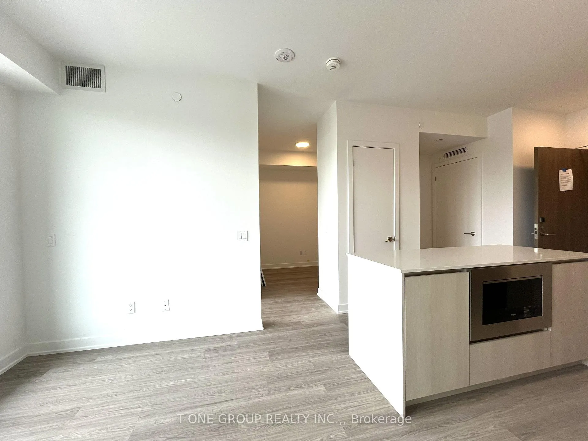 Photo 5 of Unit 317, 8188 Yonge Street, Vaughan, Uplands — HOMEH