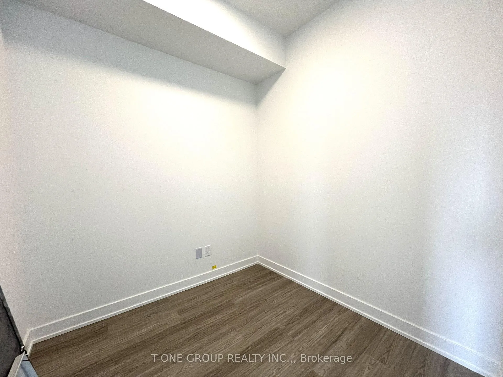 Photo 7 of Unit 317, 8188 Yonge Street, Vaughan, Uplands — HOMEH