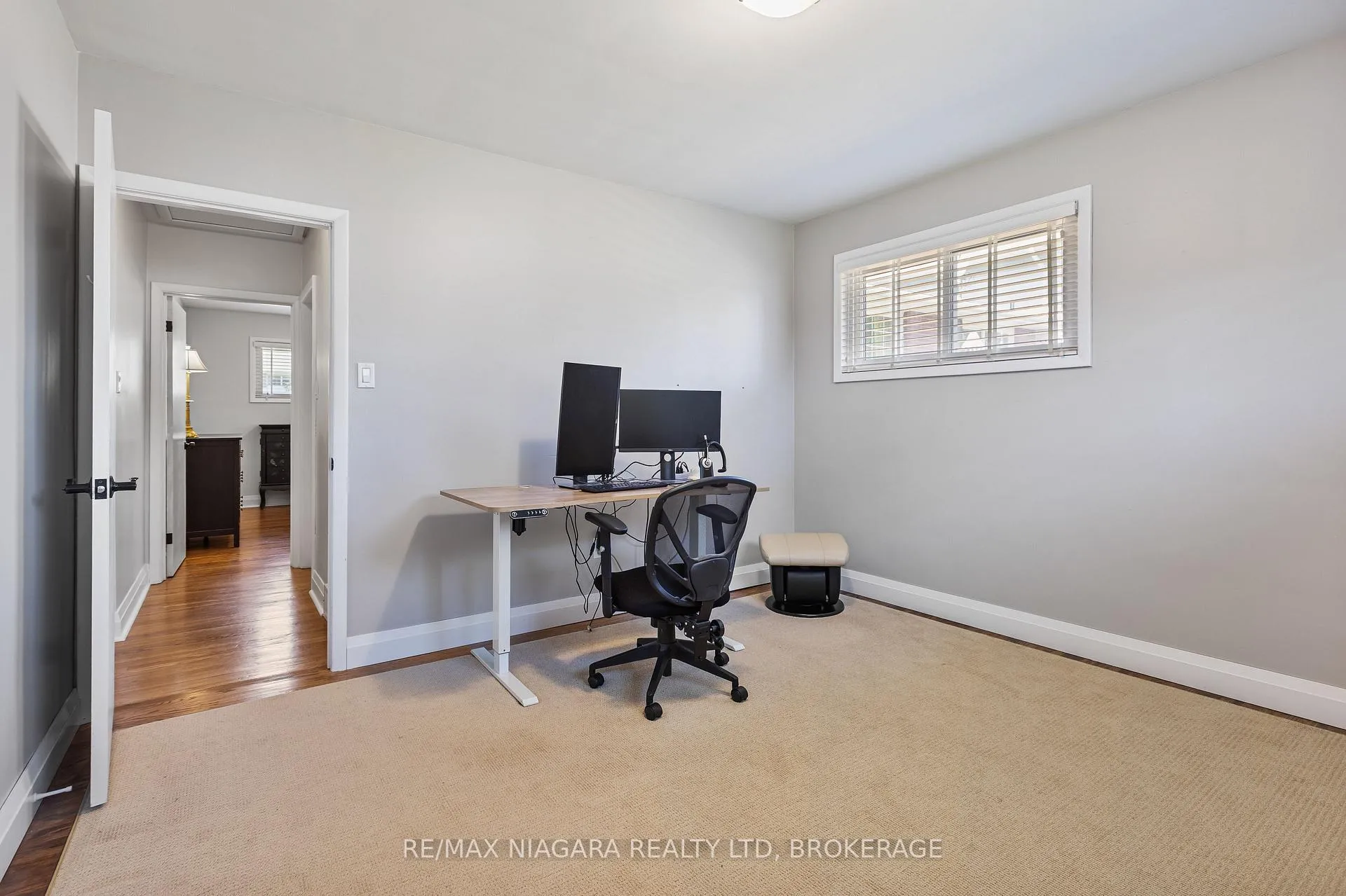 Photo 18 of 12 Claremount Circle, Welland, Prince Charles — HOMEH