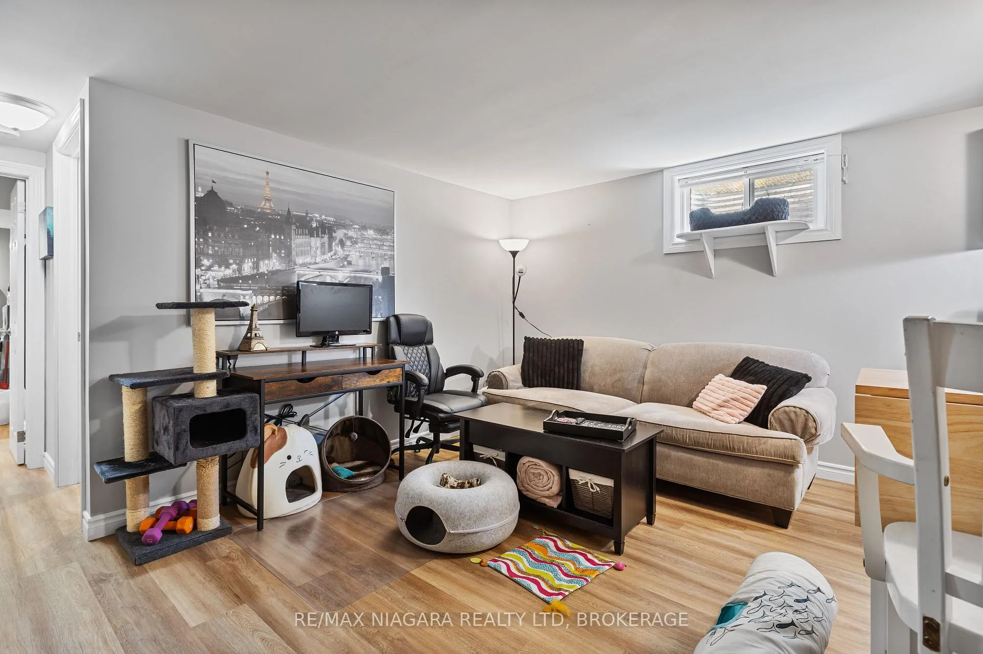 Photo 26 of 12 Claremount Circle, Welland, Prince Charles — HOMEH