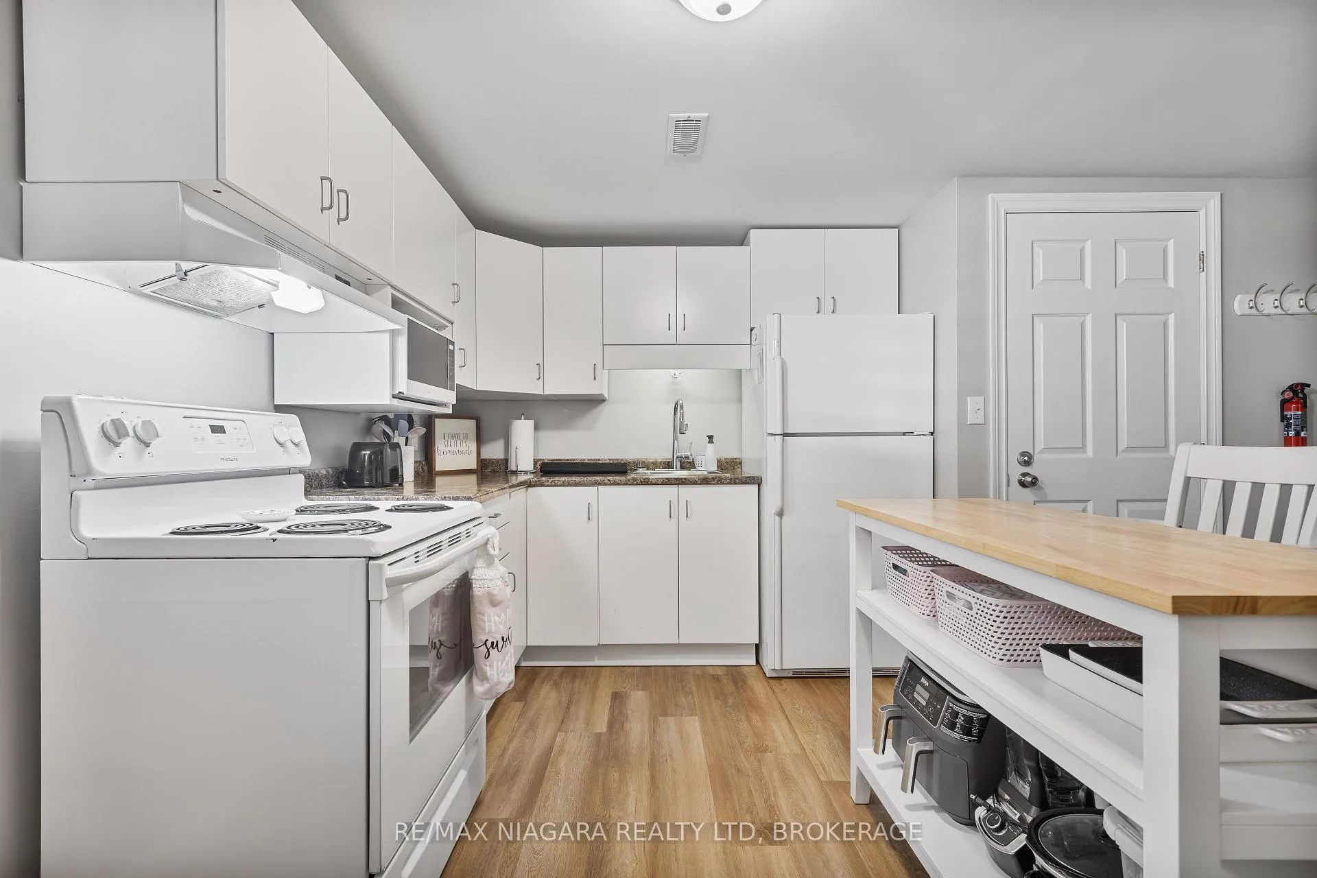 Photo 27 of 12 Claremount Circle, Welland, Prince Charles — HOMEH