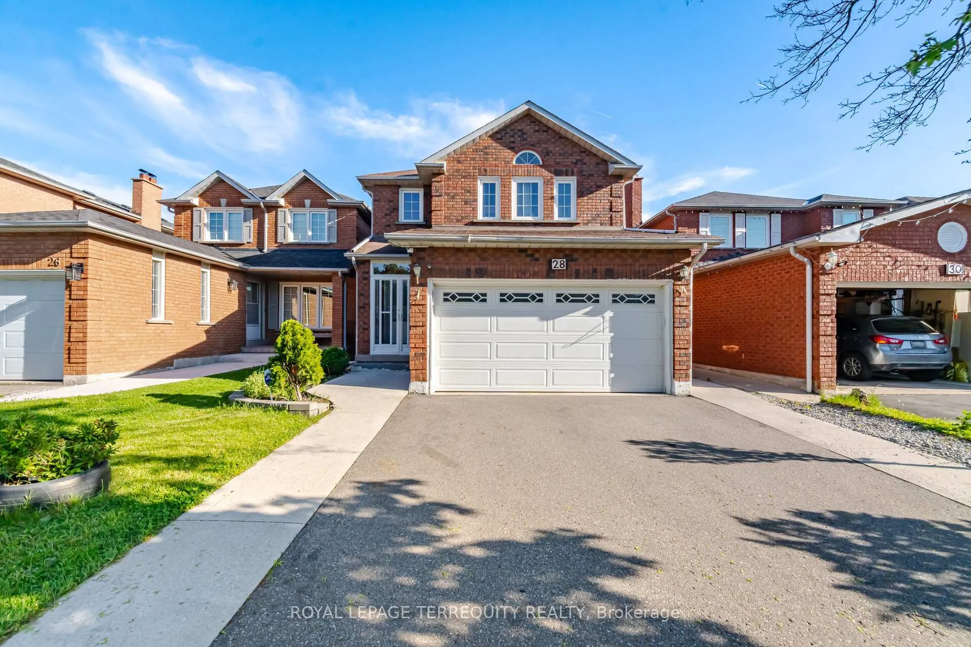 Photo 2 of Unit Lower Level, 28 Pennsylvania Avenue, Brampton, Fletcher's Creek South — HOMEH