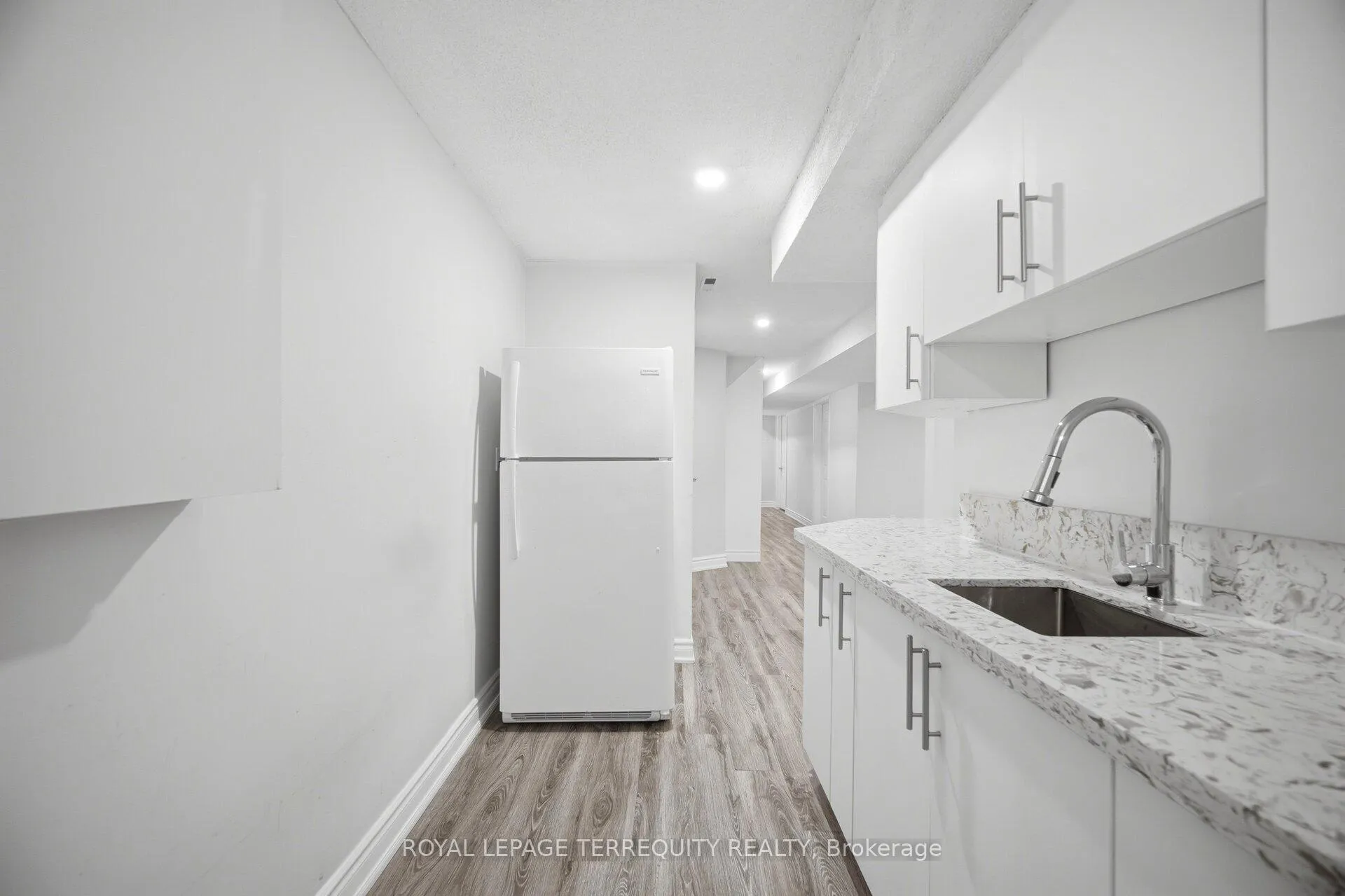 Photo 14 of Unit Lower Level, 28 Pennsylvania Avenue, Brampton, Fletcher's Creek South — HOMEH