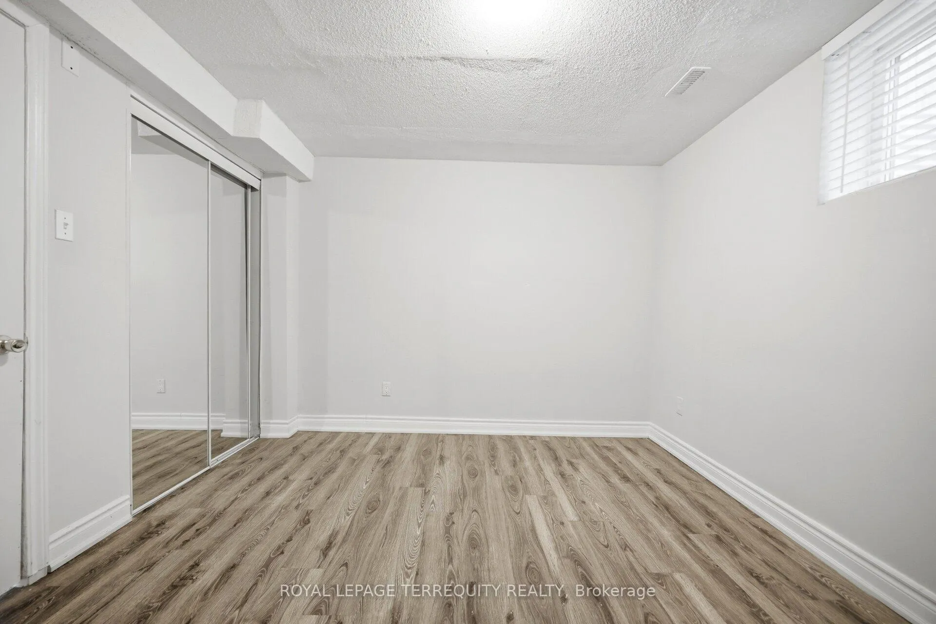 Photo 19 of Unit Lower Level, 28 Pennsylvania Avenue, Brampton, Fletcher's Creek South — HOMEH