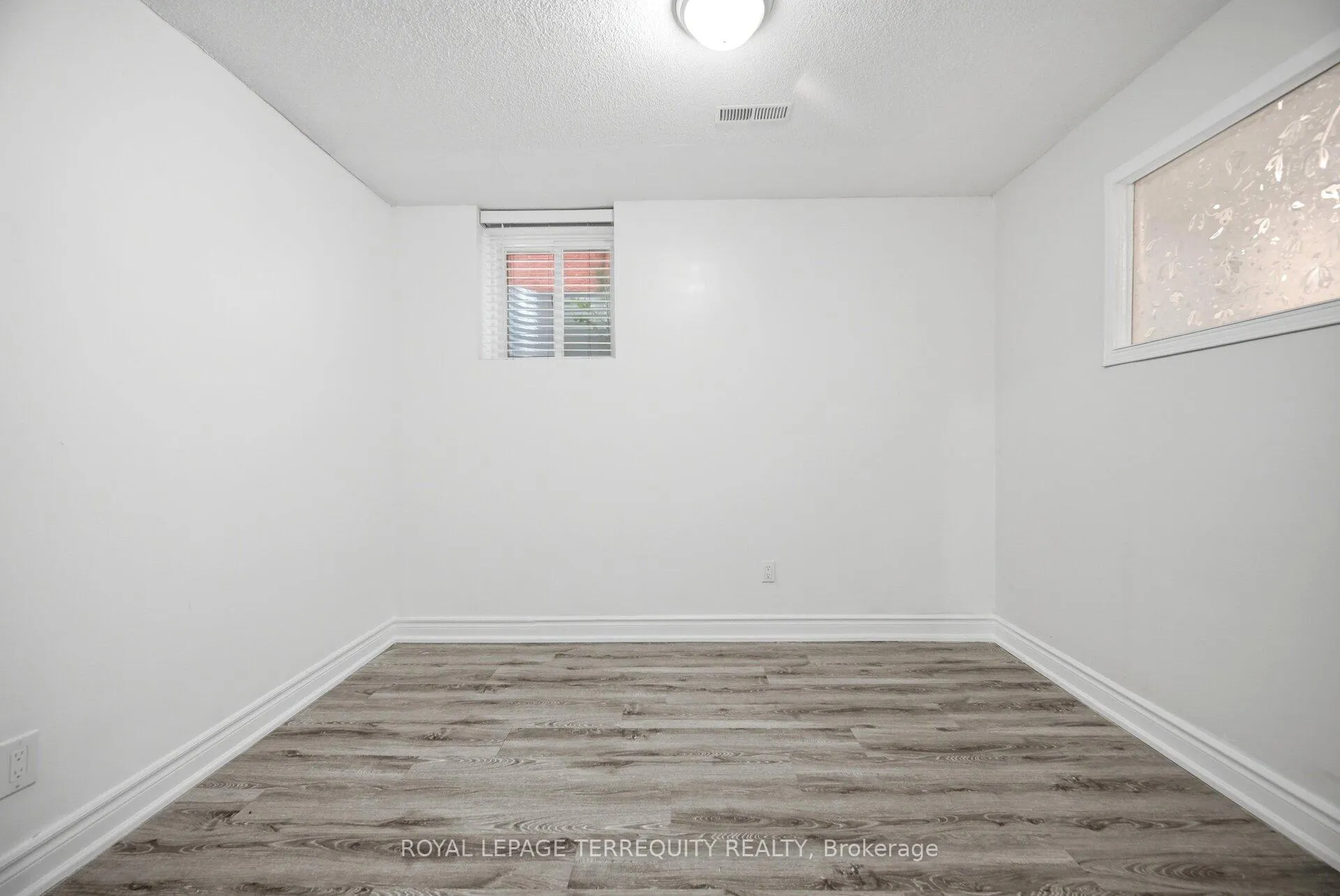 Photo 21 of Unit Lower Level, 28 Pennsylvania Avenue, Brampton, Fletcher's Creek South — HOMEH
