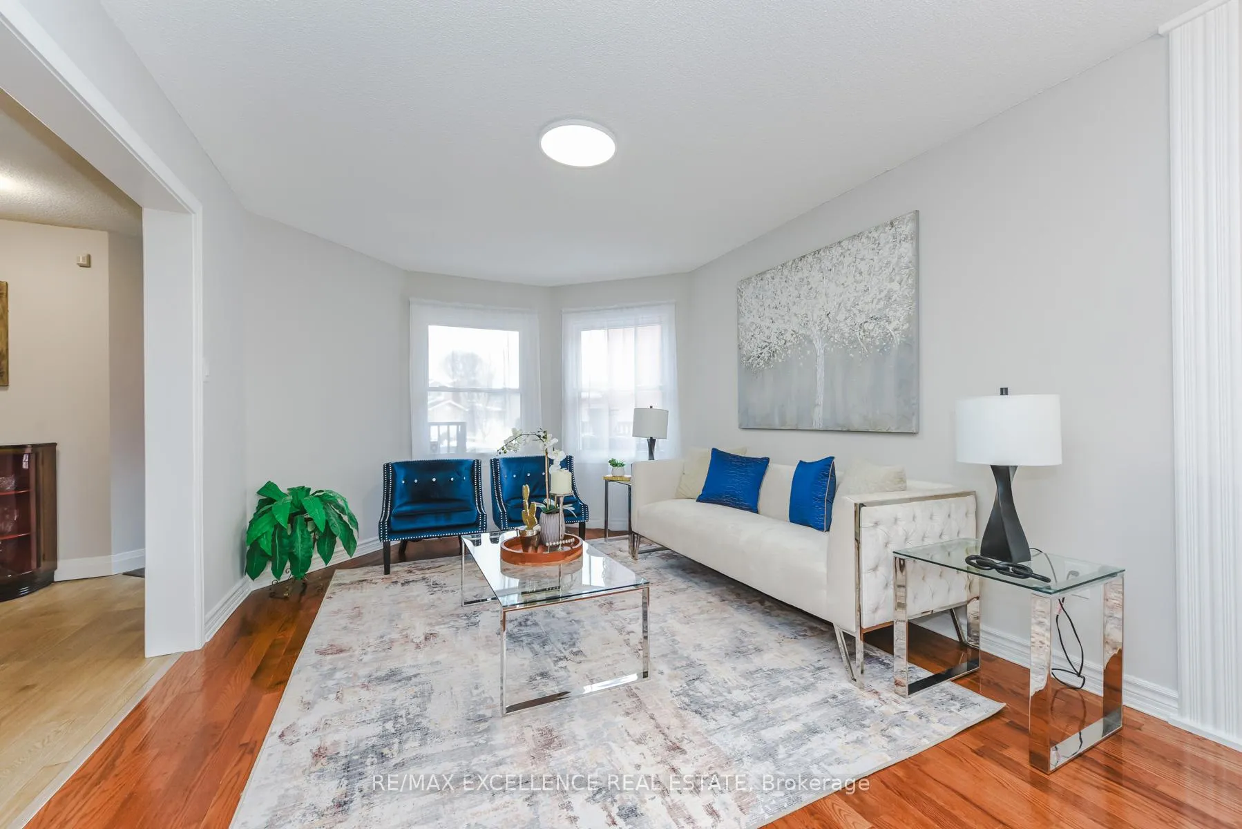 Photo 5 of 62 Atkins Circle, Brampton, Northwood Park — HOMEH