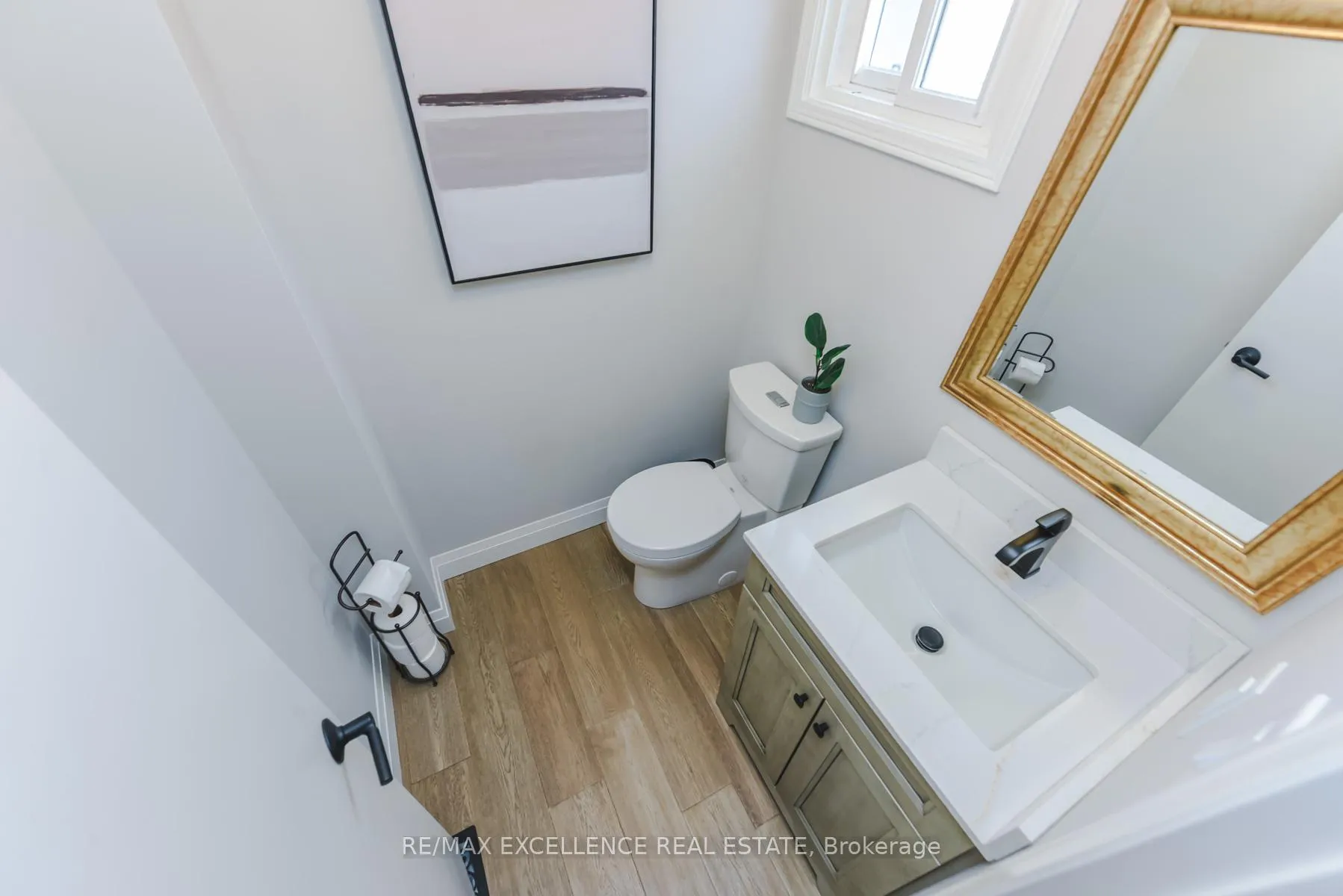 Photo 10 of 62 Atkins Circle, Brampton, Northwood Park — HOMEH