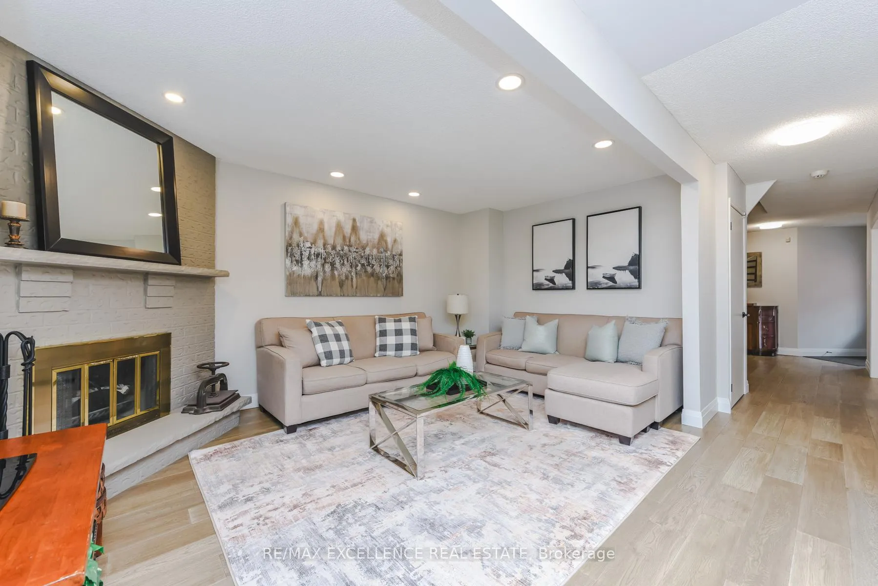 Photo 16 of 62 Atkins Circle, Brampton, Northwood Park — HOMEH