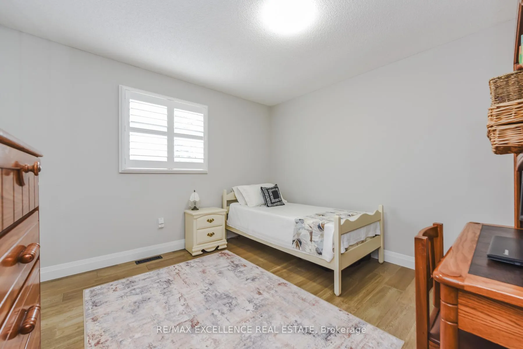Photo 32 of 62 Atkins Circle, Brampton, Northwood Park — HOMEH