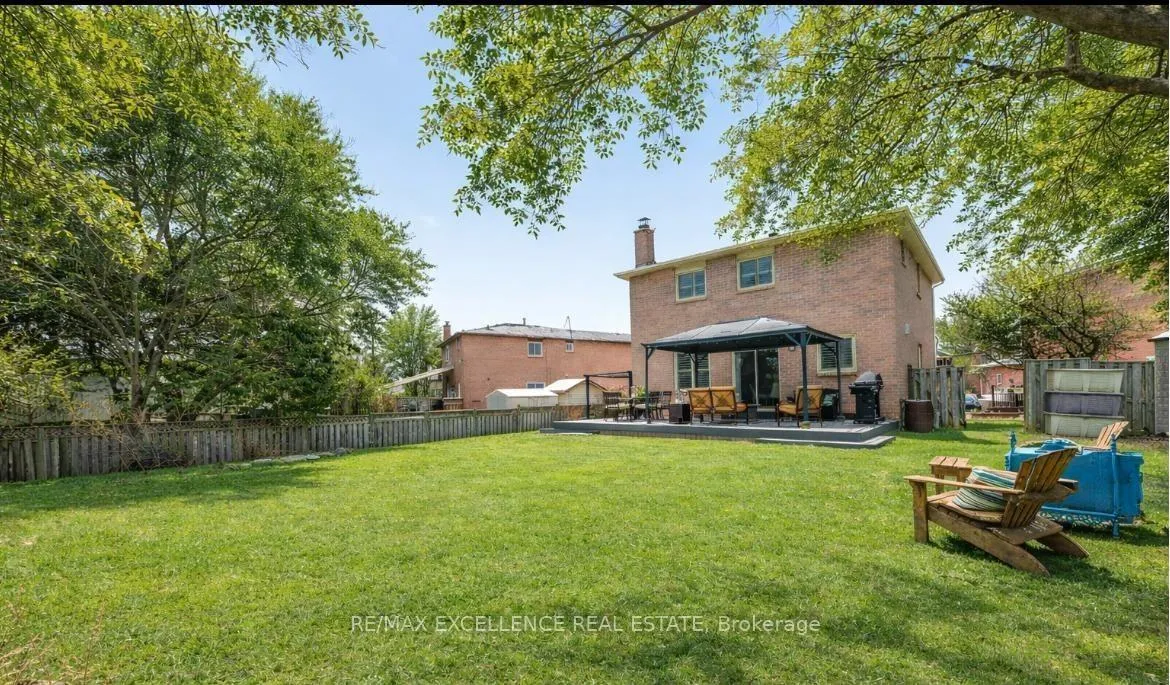 Photo 44 of 62 Atkins Circle, Brampton, Northwood Park — HOMEH