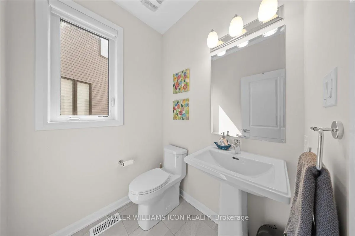 Photo 7 of 352 Cloyne Crescent, Ottawa, Barrhaven - Half Moon Bay — HOMEH