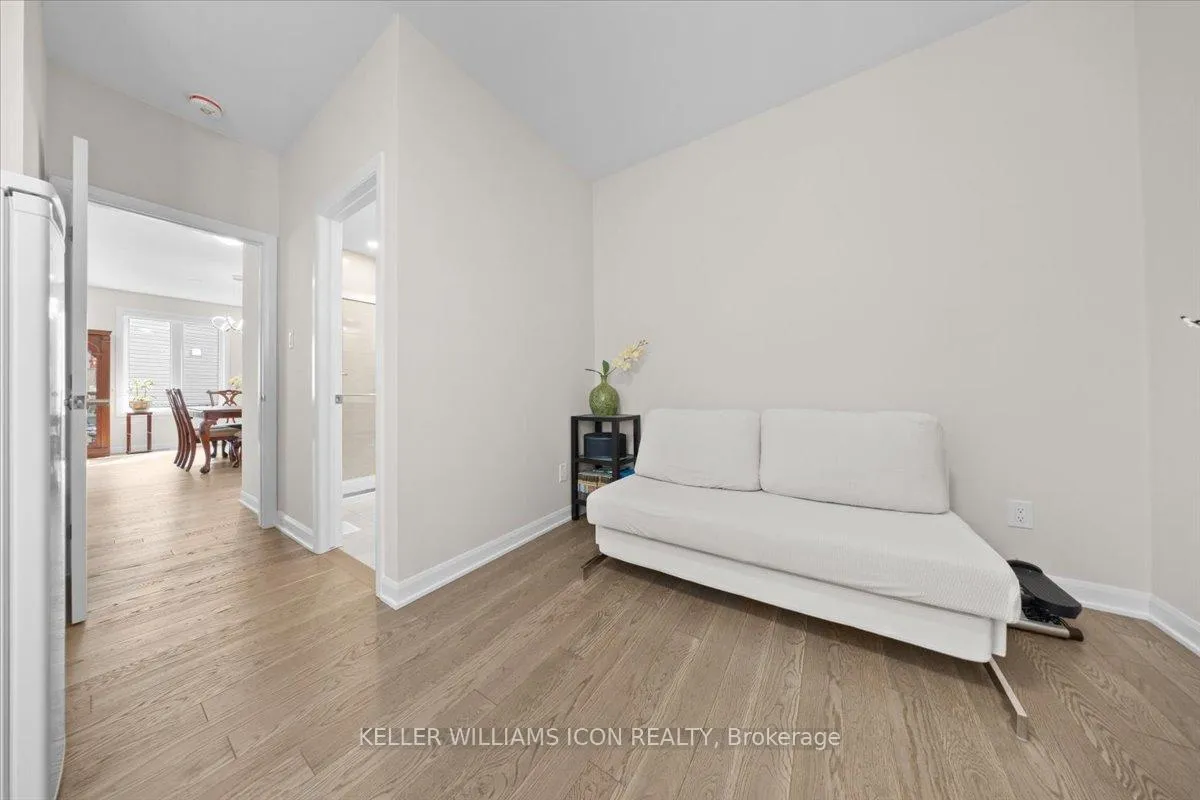 Photo 23 of 352 Cloyne Crescent, Ottawa, Barrhaven - Half Moon Bay — HOMEH