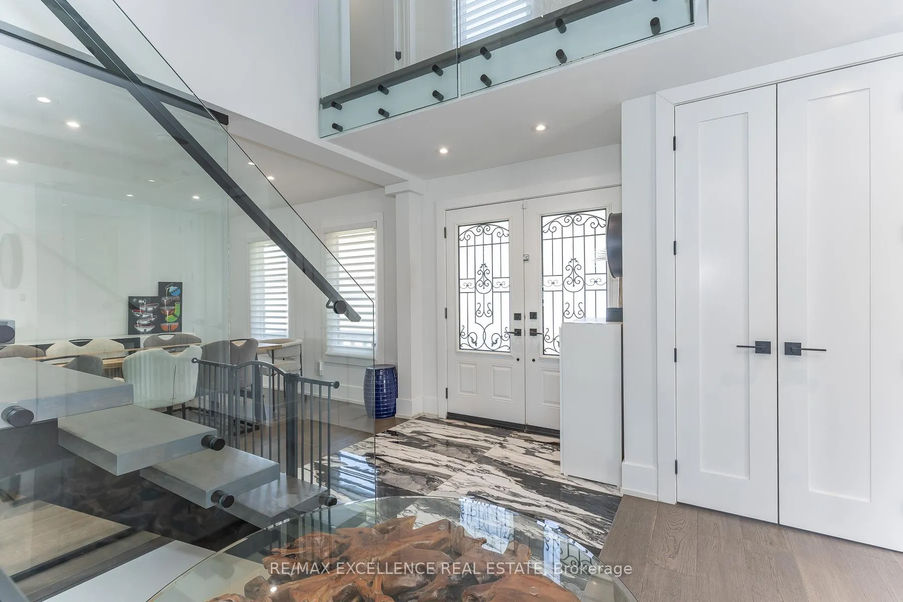 Photo 6 of 2 Pebble Beach Court, Brampton, Northgate — HOMEH
