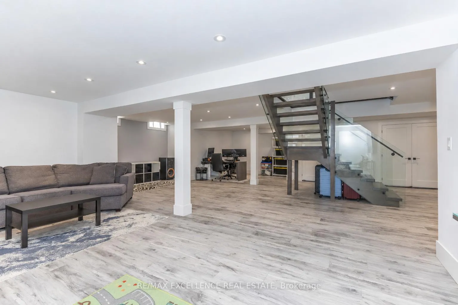 Photo 36 of 2 Pebble Beach Court, Brampton, Northgate — HOMEH