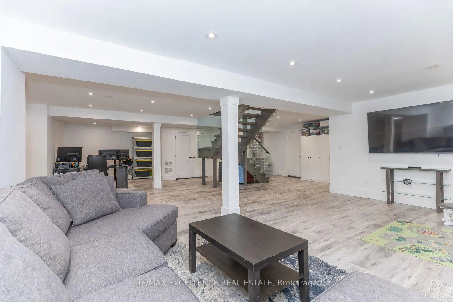 Photo 37 of 2 Pebble Beach Court, Brampton, Northgate — HOMEH