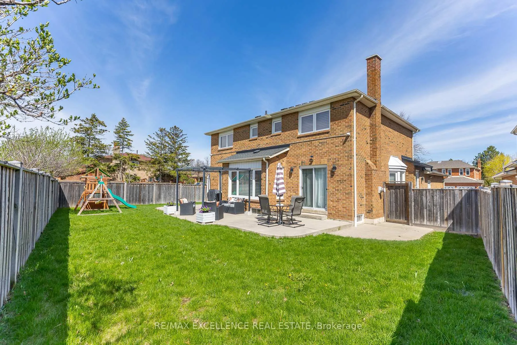 Photo 46 of 2 Pebble Beach Court, Brampton, Northgate — HOMEH