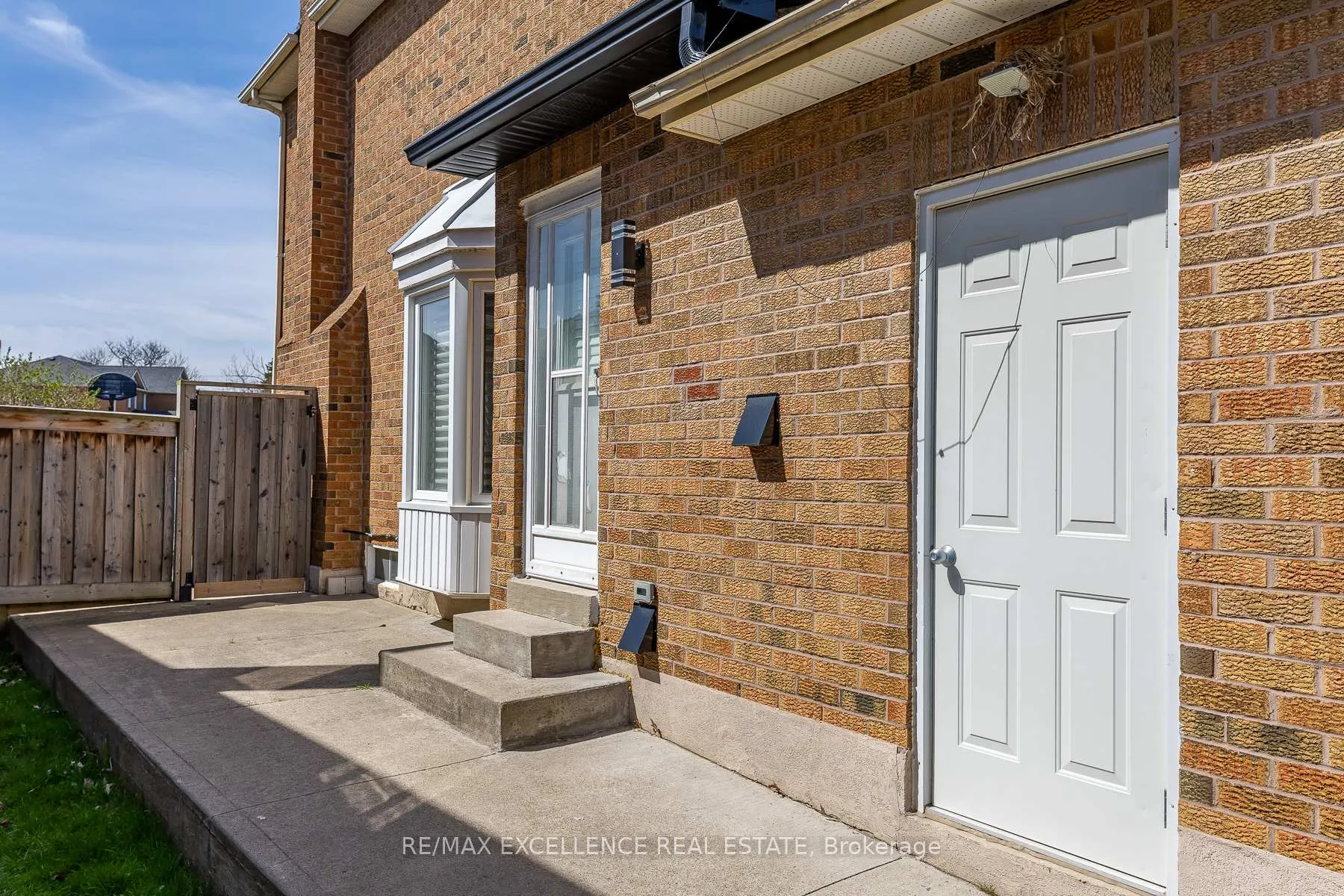 Photo 47 of 2 Pebble Beach Court, Brampton, Northgate — HOMEH