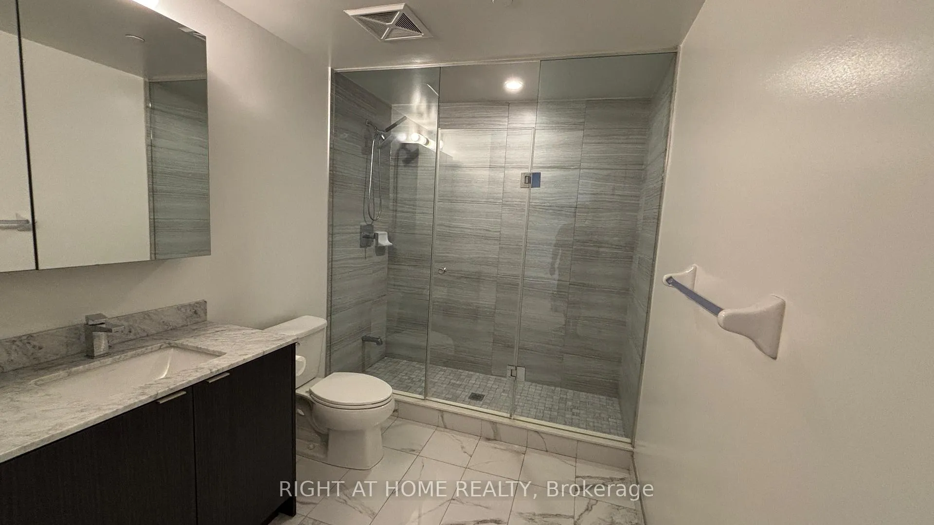 Photo 11 of Unit 311, 100 Eagle Rock Way, Vaughan, Rural Vaughan — HOMEH