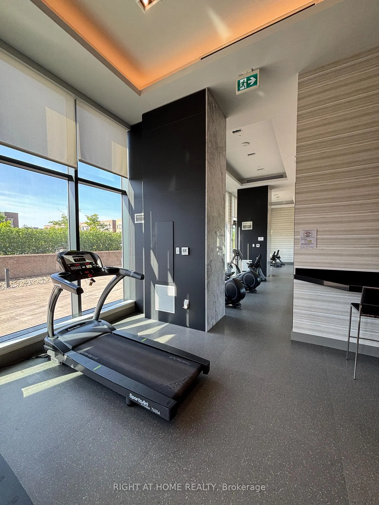 Photo 15 of Unit 311, 100 Eagle Rock Way, Vaughan, Rural Vaughan — HOMEH