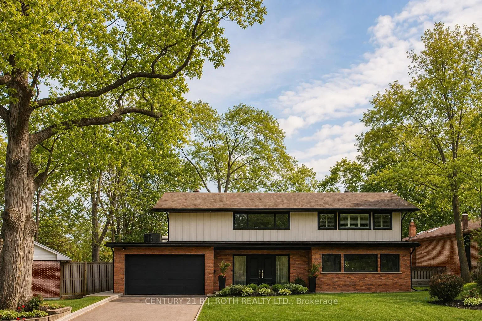 Photo 1 of 29 Castle Drive, Barrie, Sunnidale — HOMEH