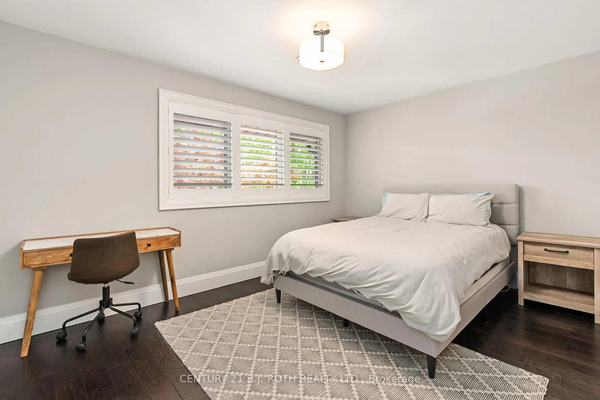 Photo 28 of 29 Castle Drive, Barrie, Sunnidale — HOMEH