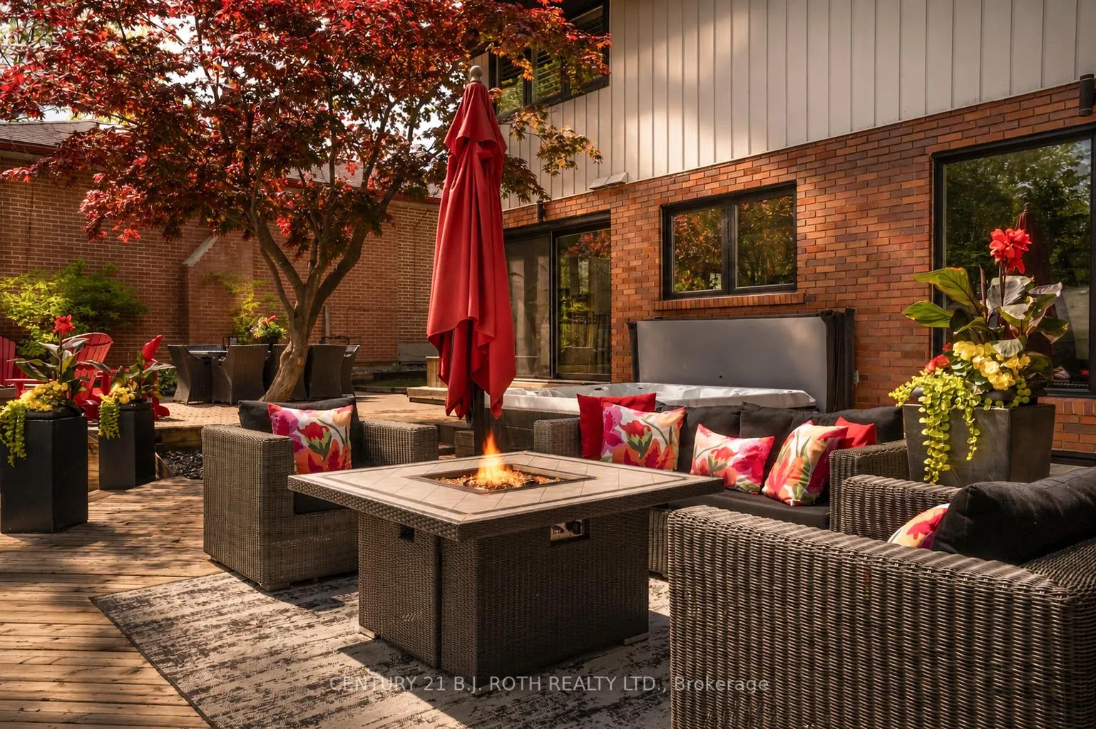 Photo 37 of 29 Castle Drive, Barrie, Sunnidale — HOMEH